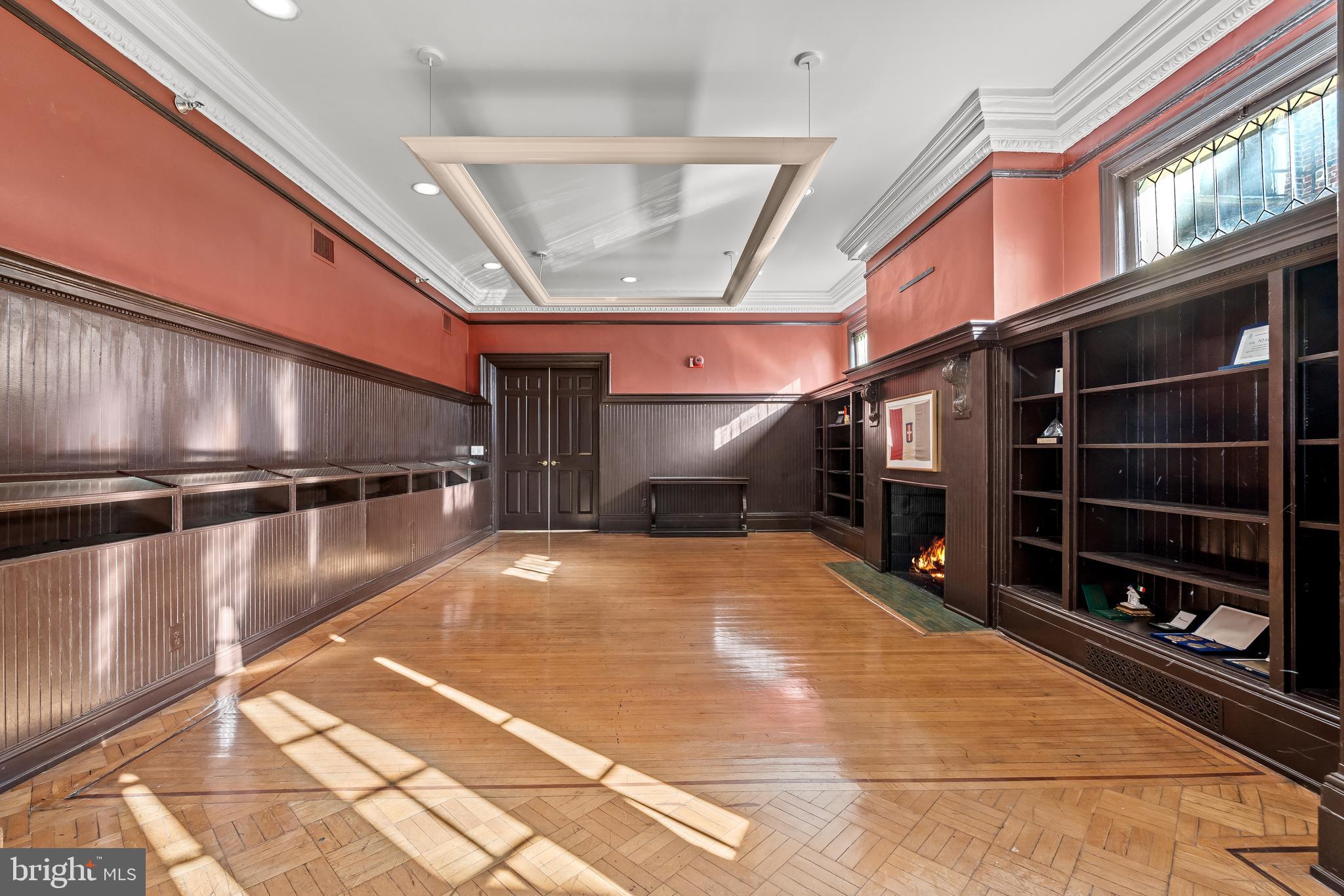 DUPONT CIRCLE - Residential
