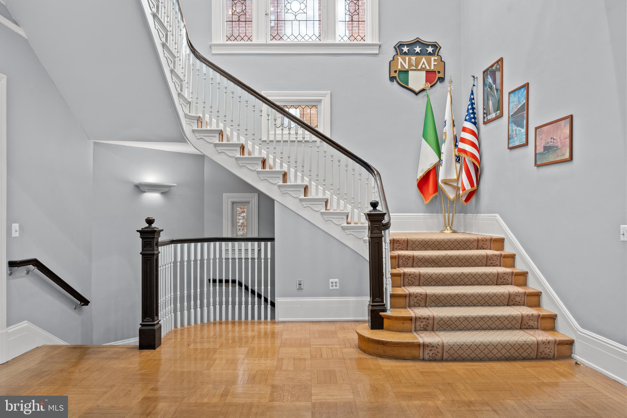 DUPONT CIRCLE - Residential