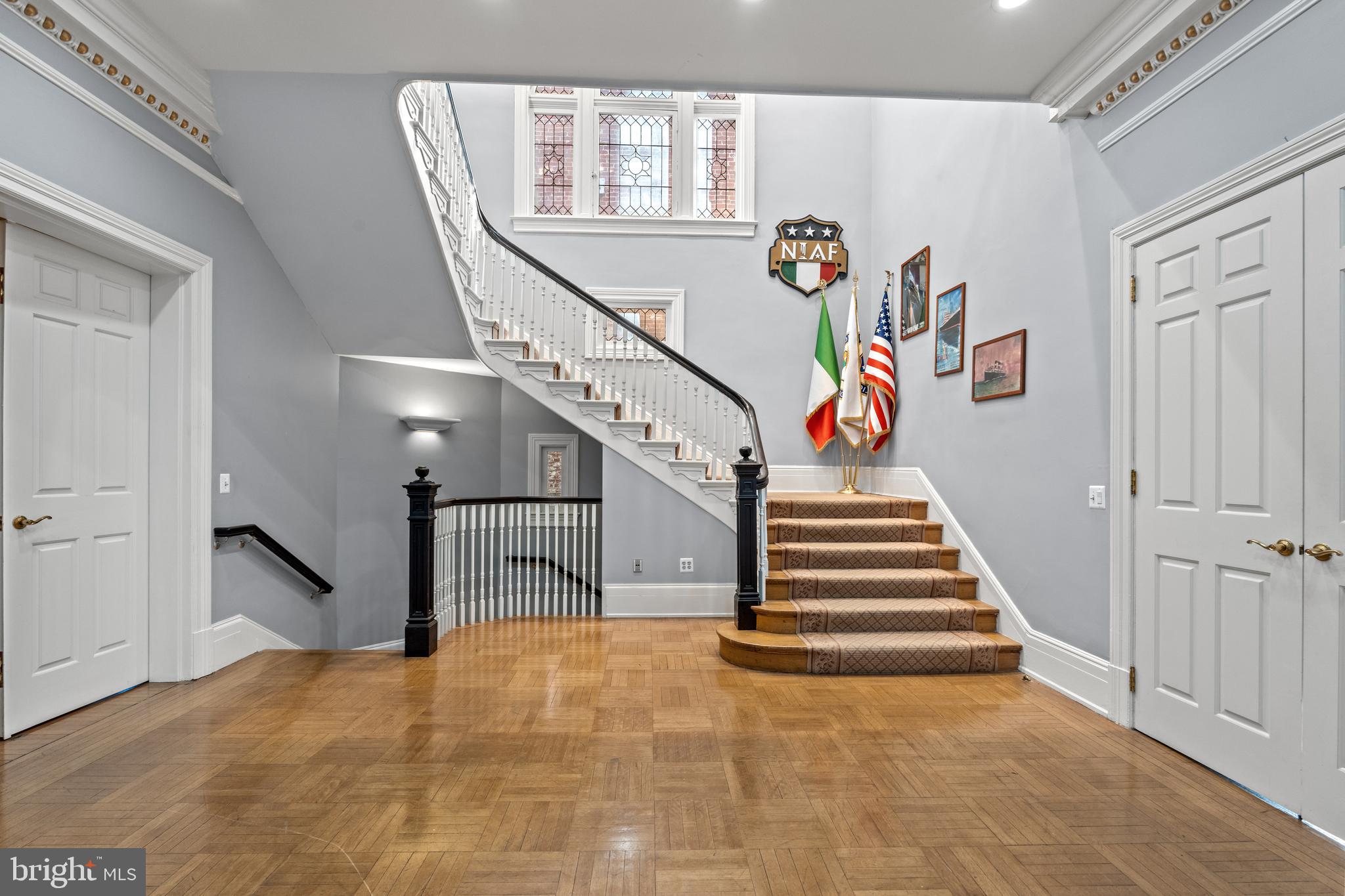 DUPONT CIRCLE - Residential