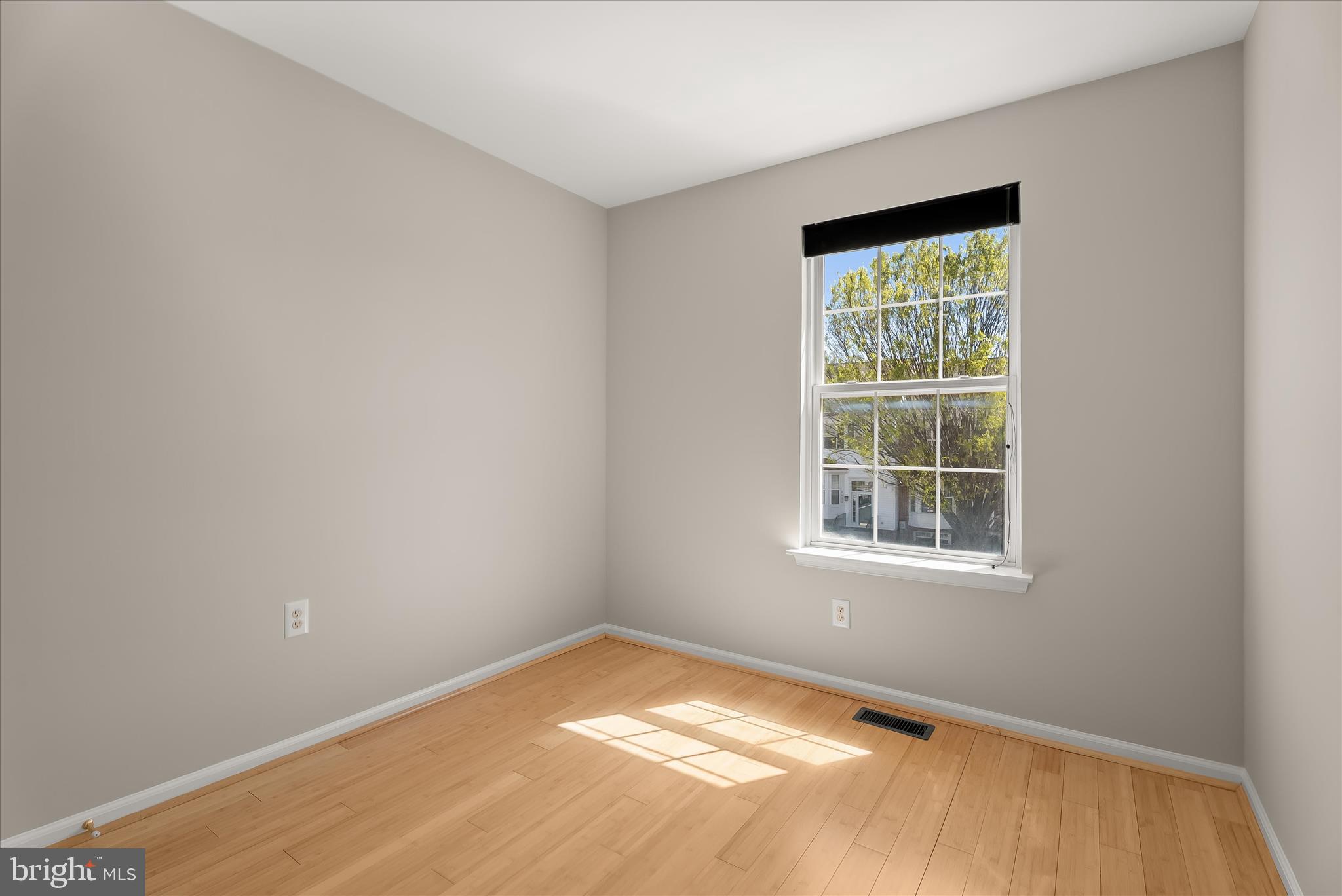 TUSCARORA KNOLLS - Residential