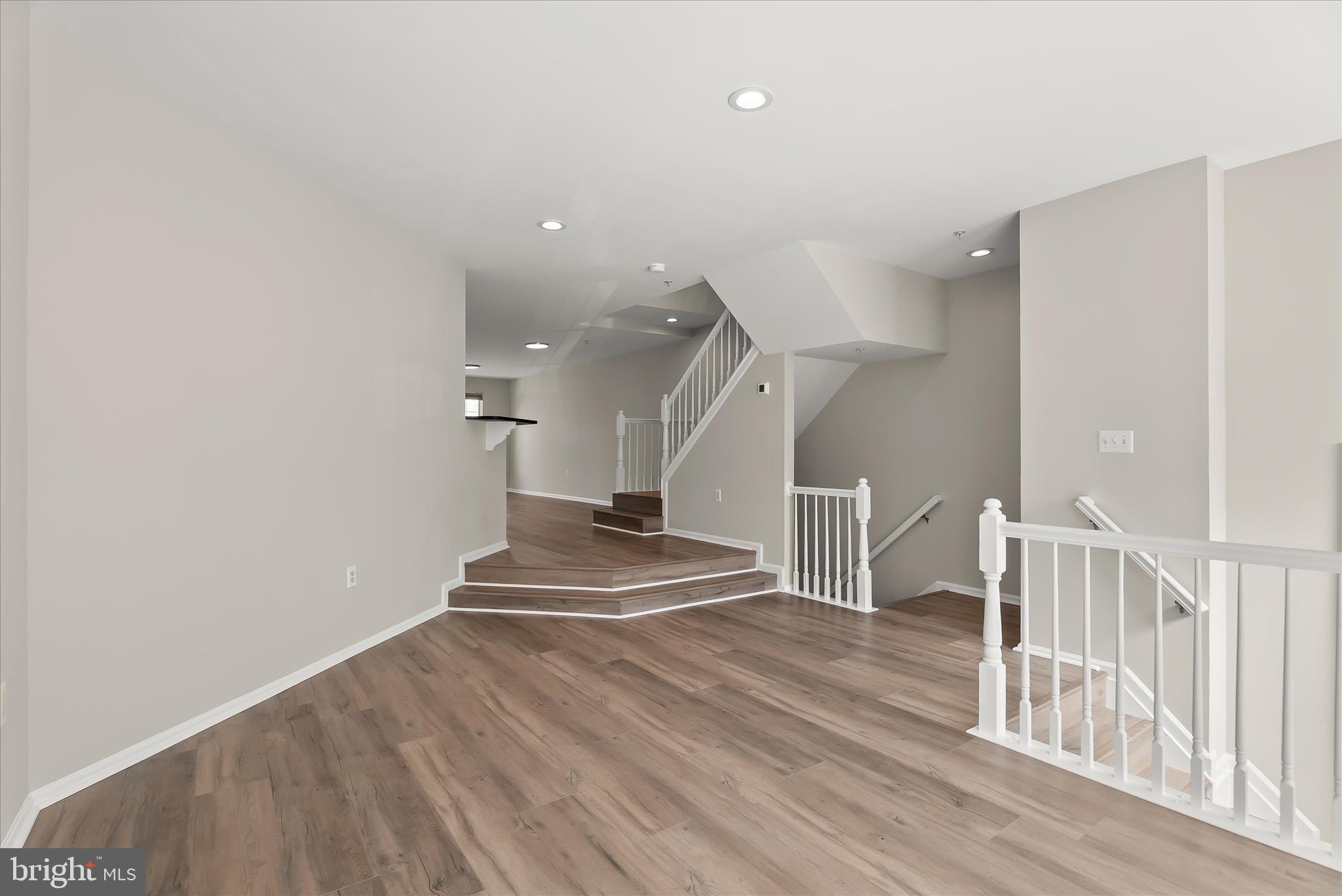 TUSCARORA KNOLLS - Residential