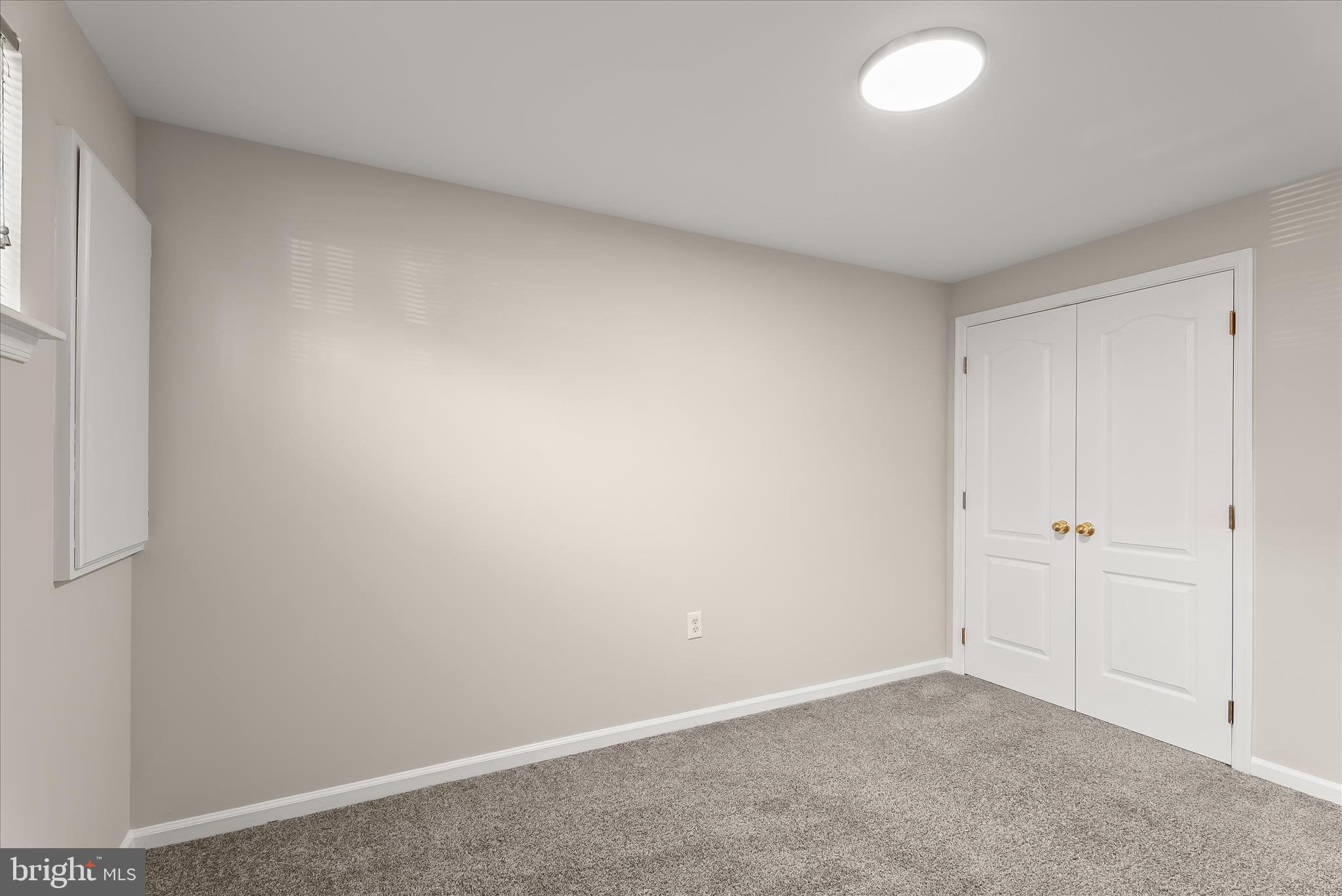 TUSCARORA KNOLLS - Residential