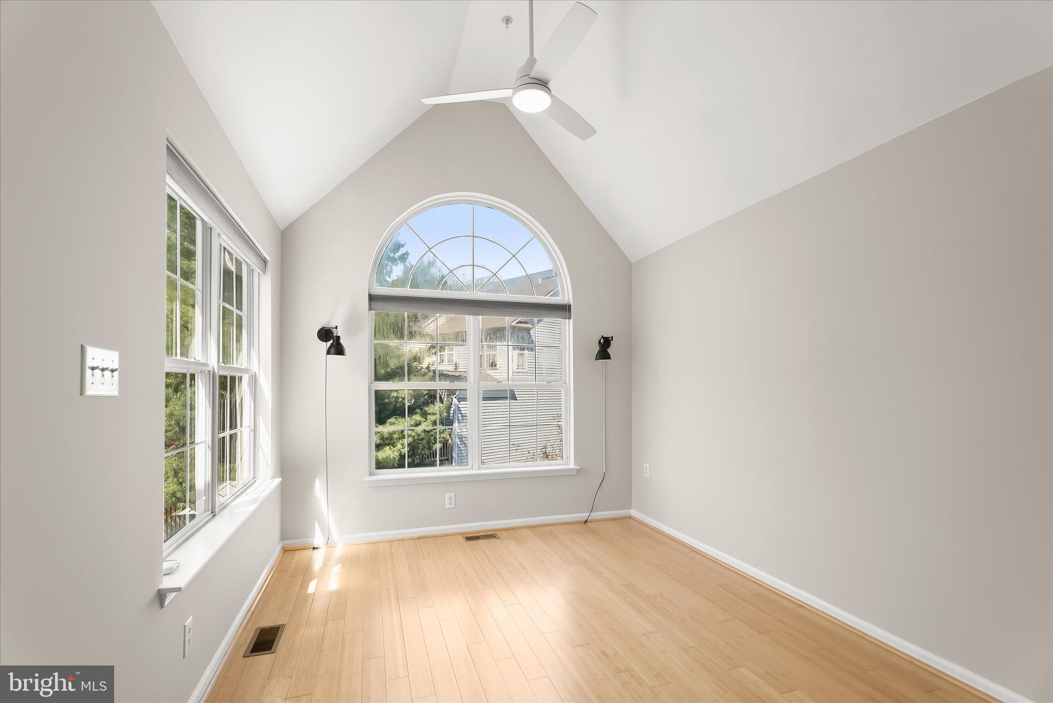 TUSCARORA KNOLLS - Residential