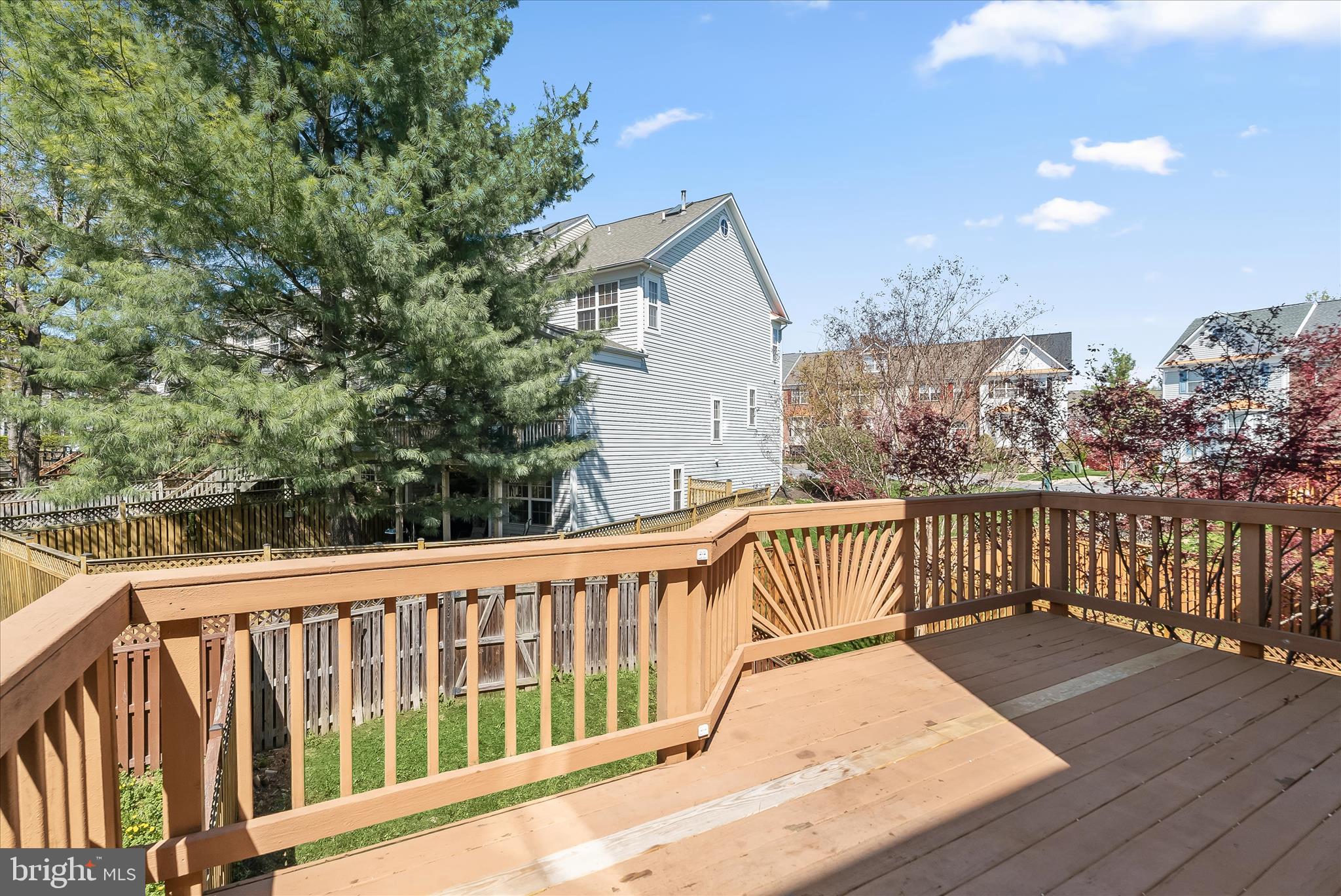 TUSCARORA KNOLLS - Residential