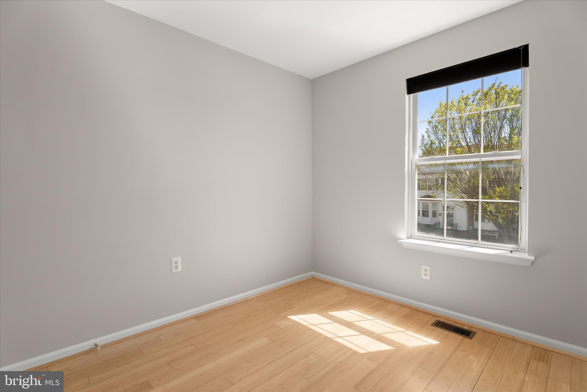 TUSCARORA KNOLLS - Residential