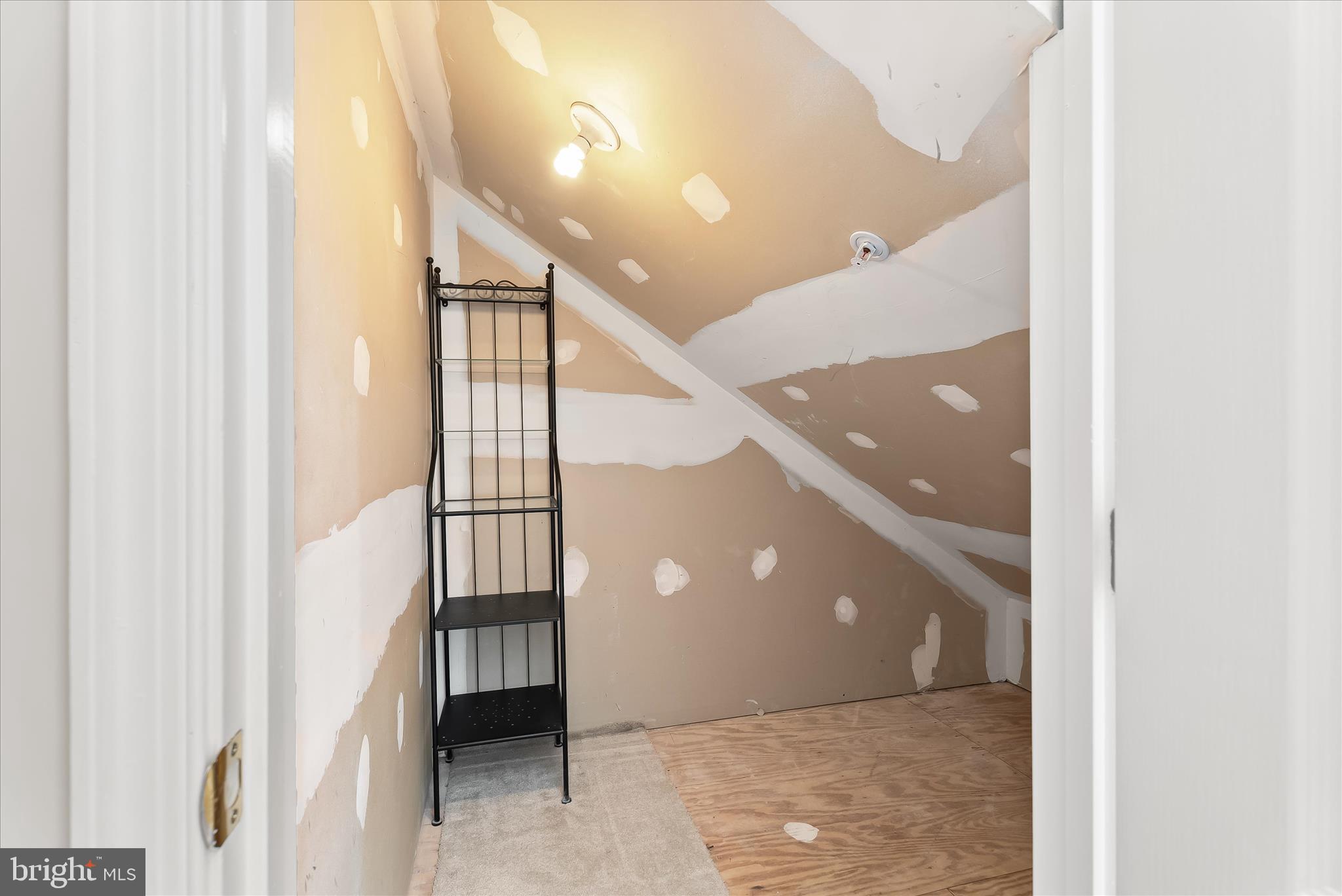 TUSCARORA KNOLLS - Residential