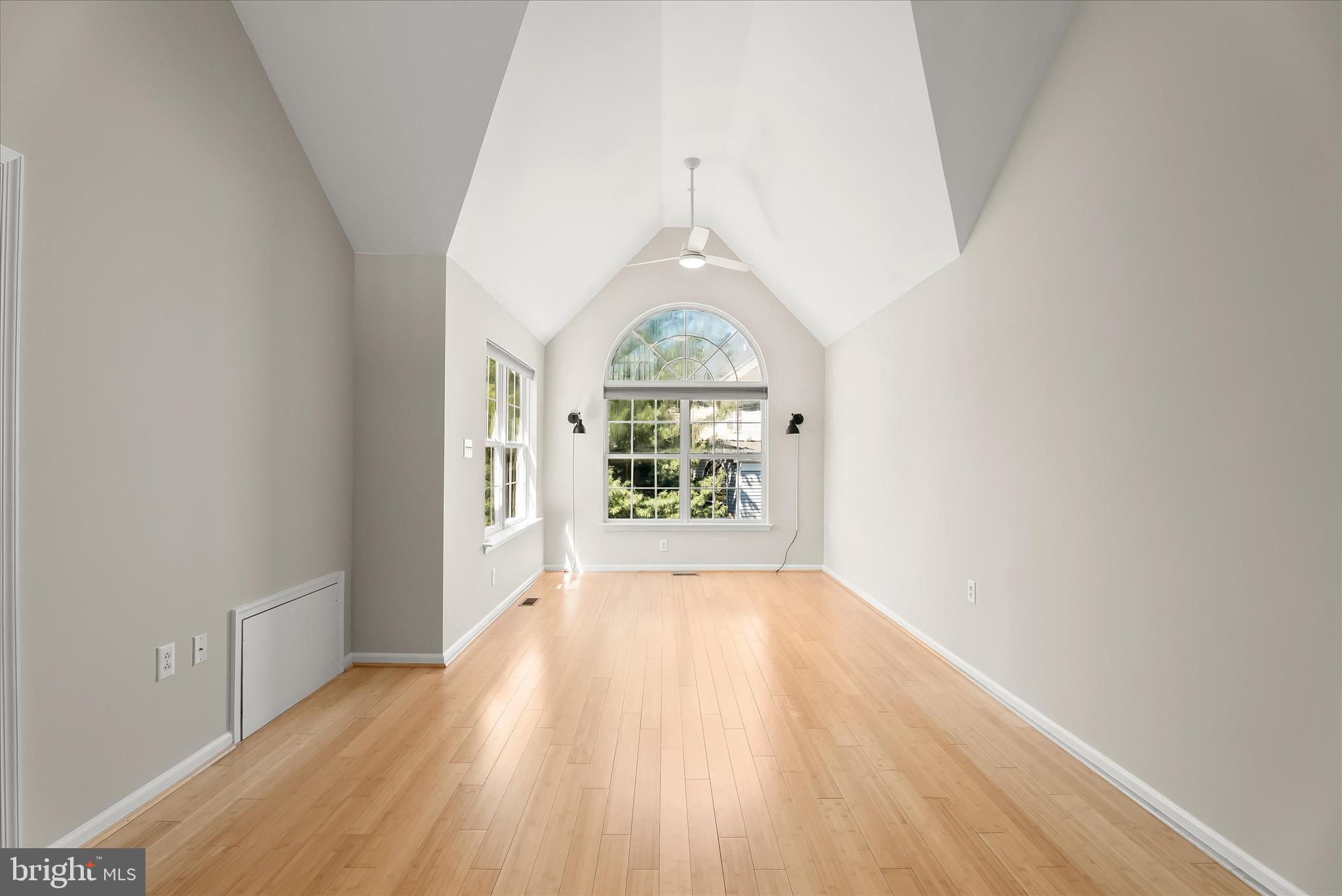 TUSCARORA KNOLLS - Residential