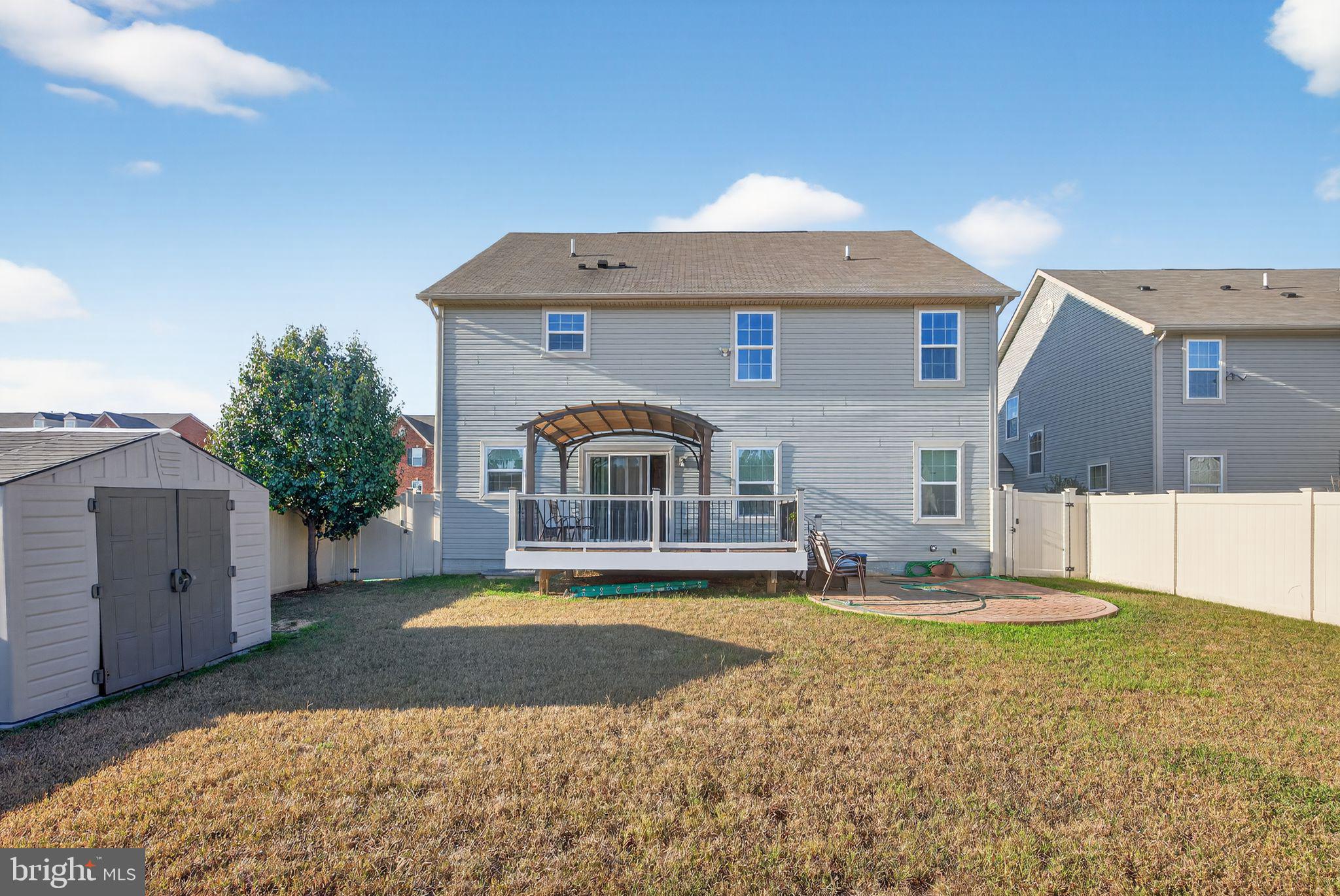 5647 BARNSTORMERS LANE