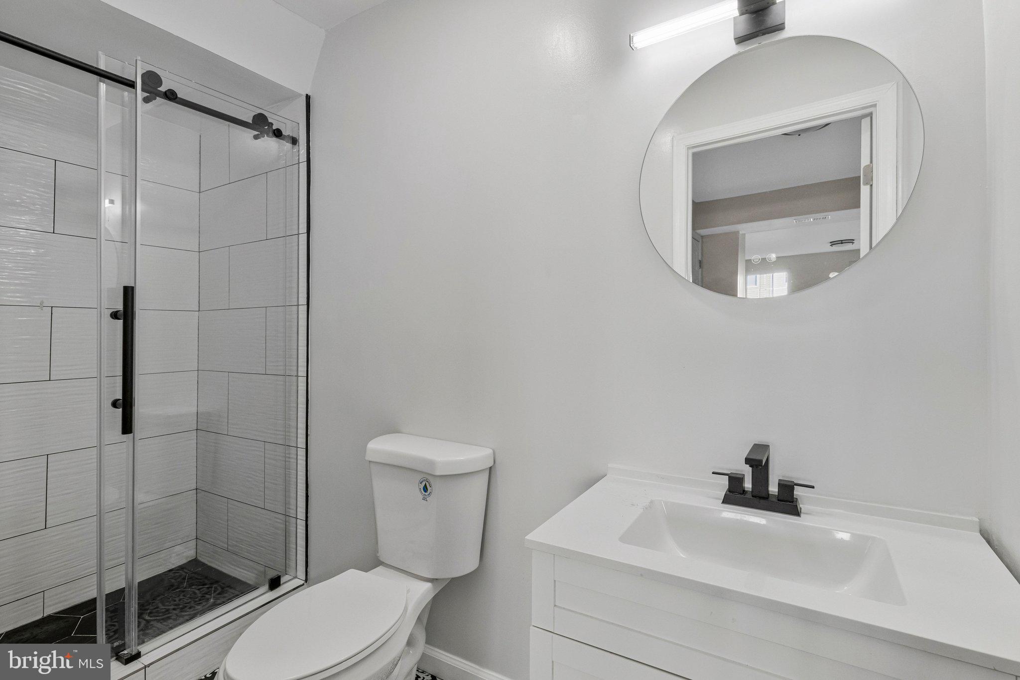 LONDON WOODS - Residential