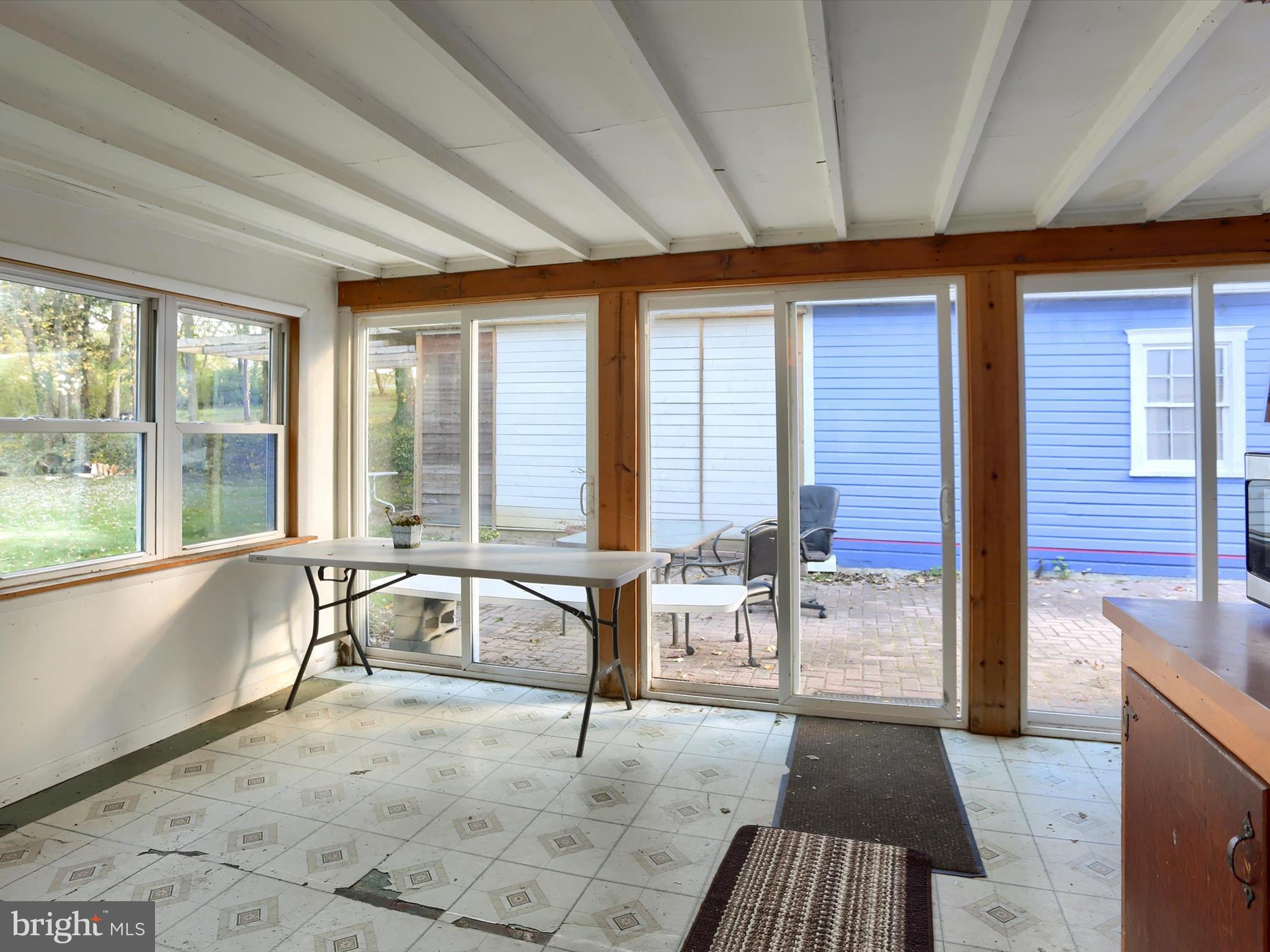 COUNTRY CLUB PARK - Residential