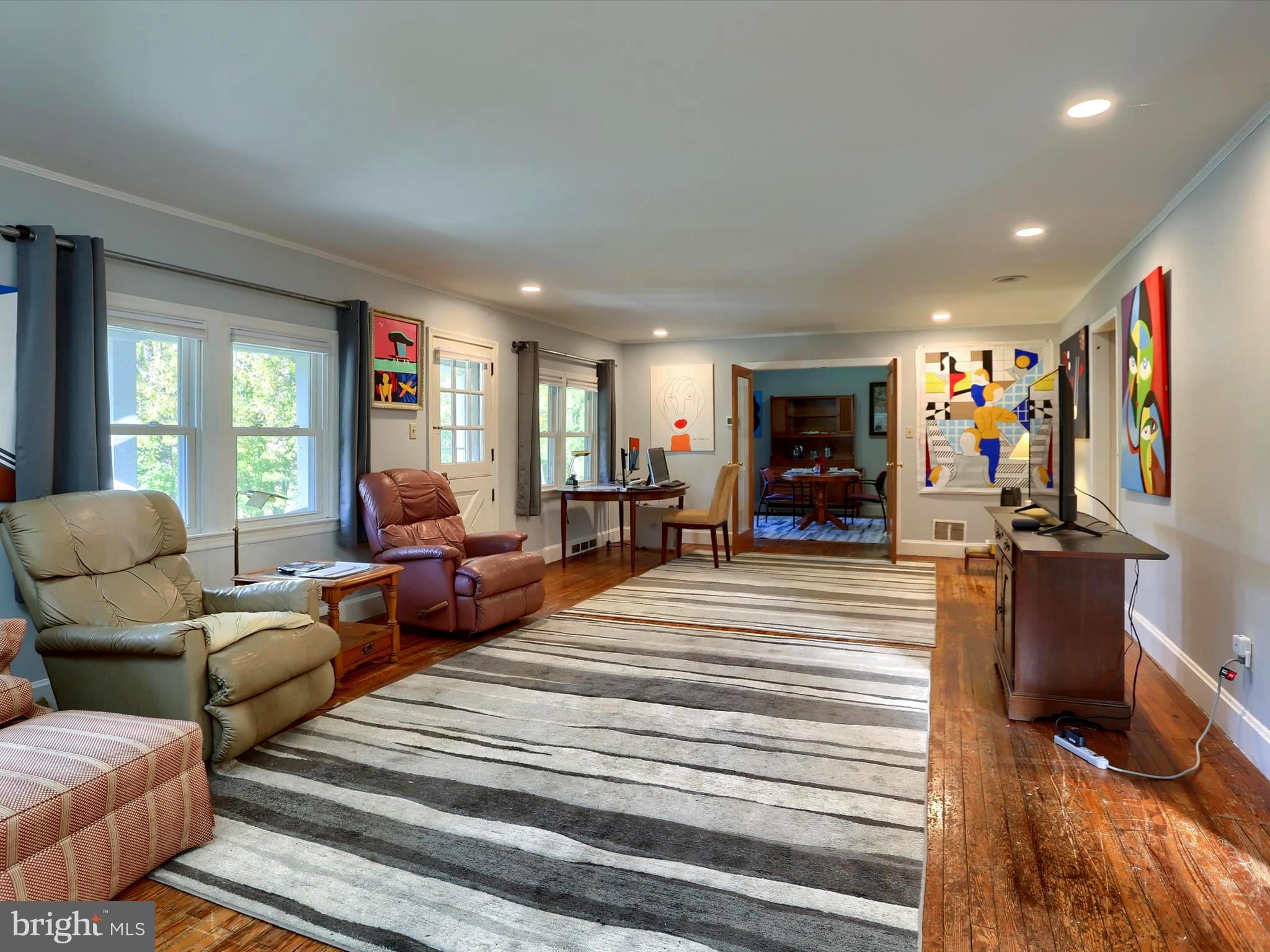 COUNTRY CLUB PARK - Residential