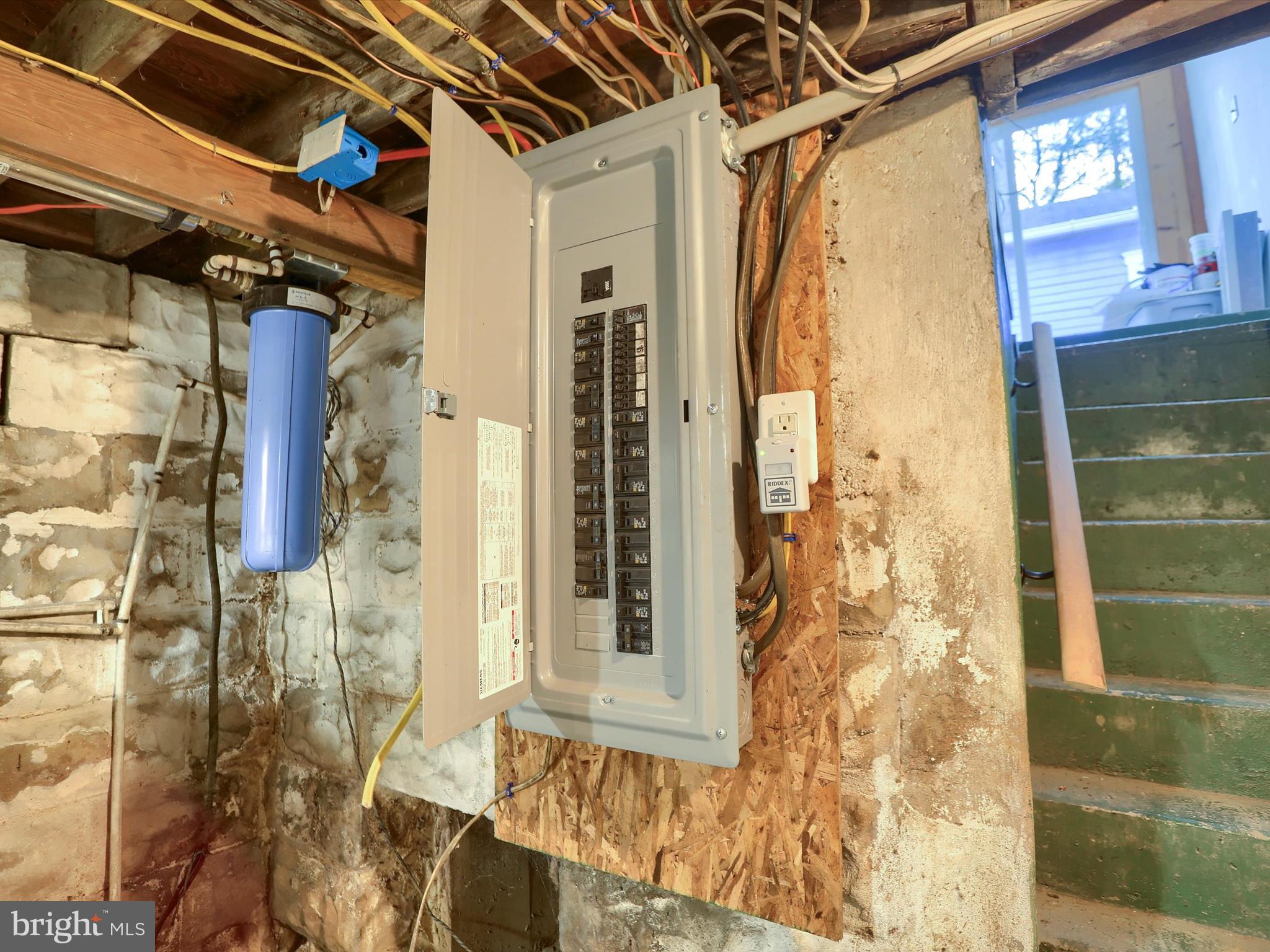 COUNTRY CLUB PARK - Residential