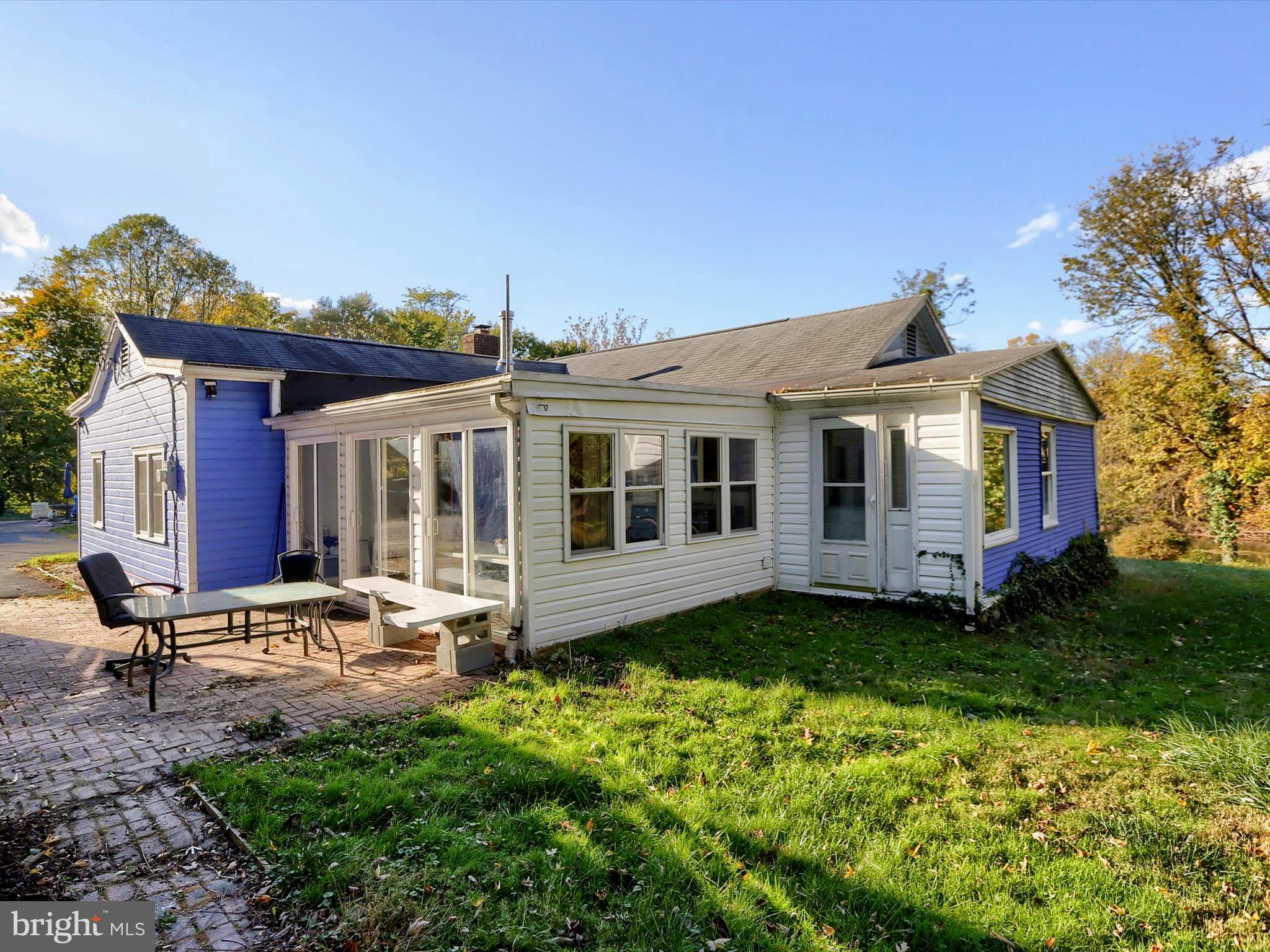 COUNTRY CLUB PARK - Residential