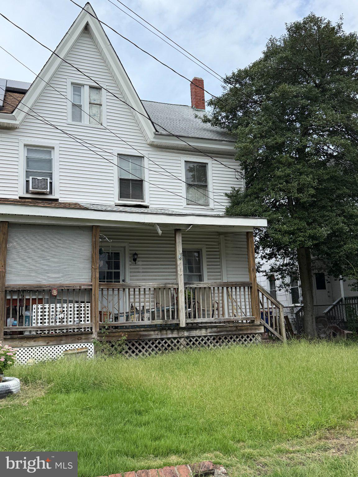 216 W MAIN STREET