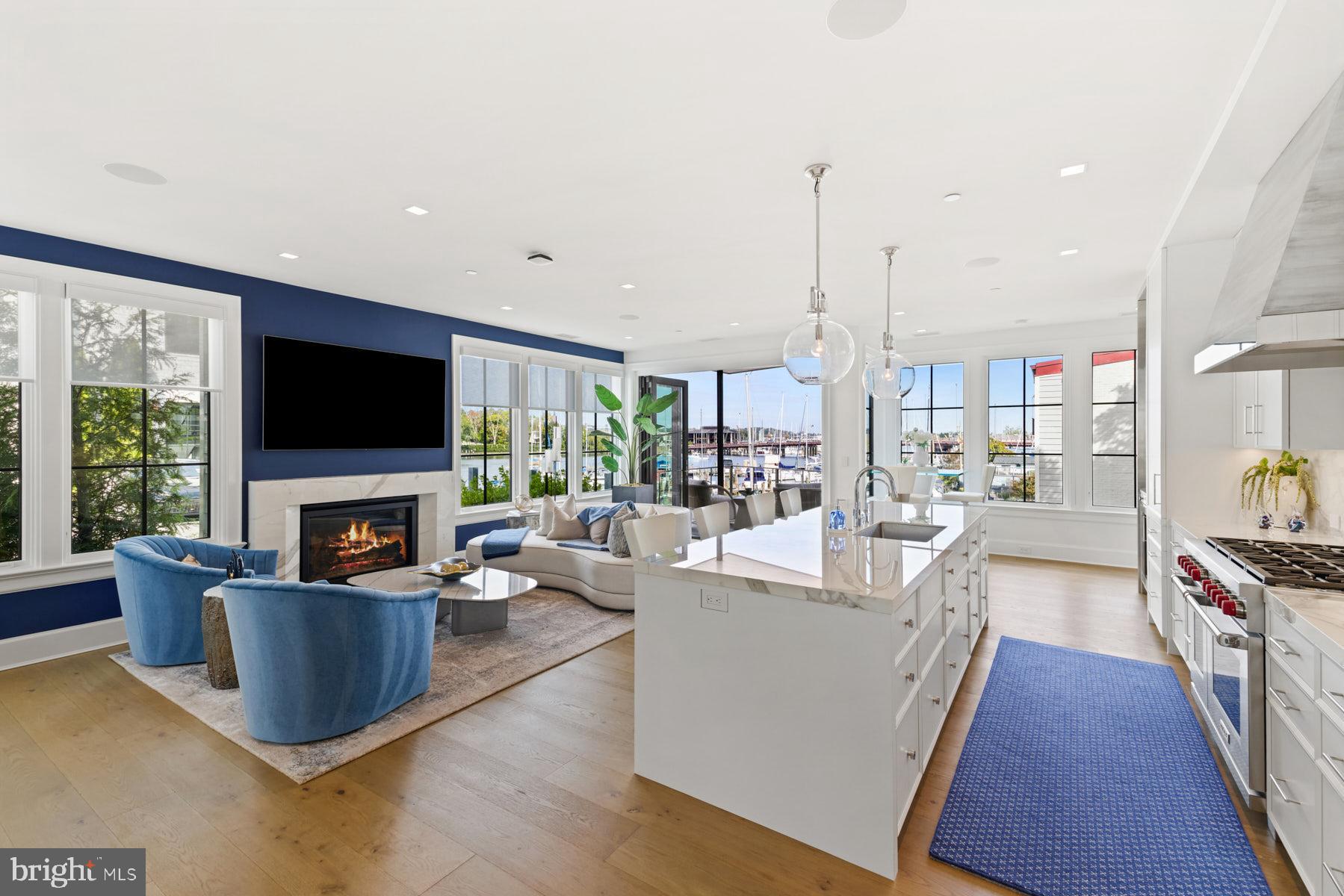 EASTPORT - Residential