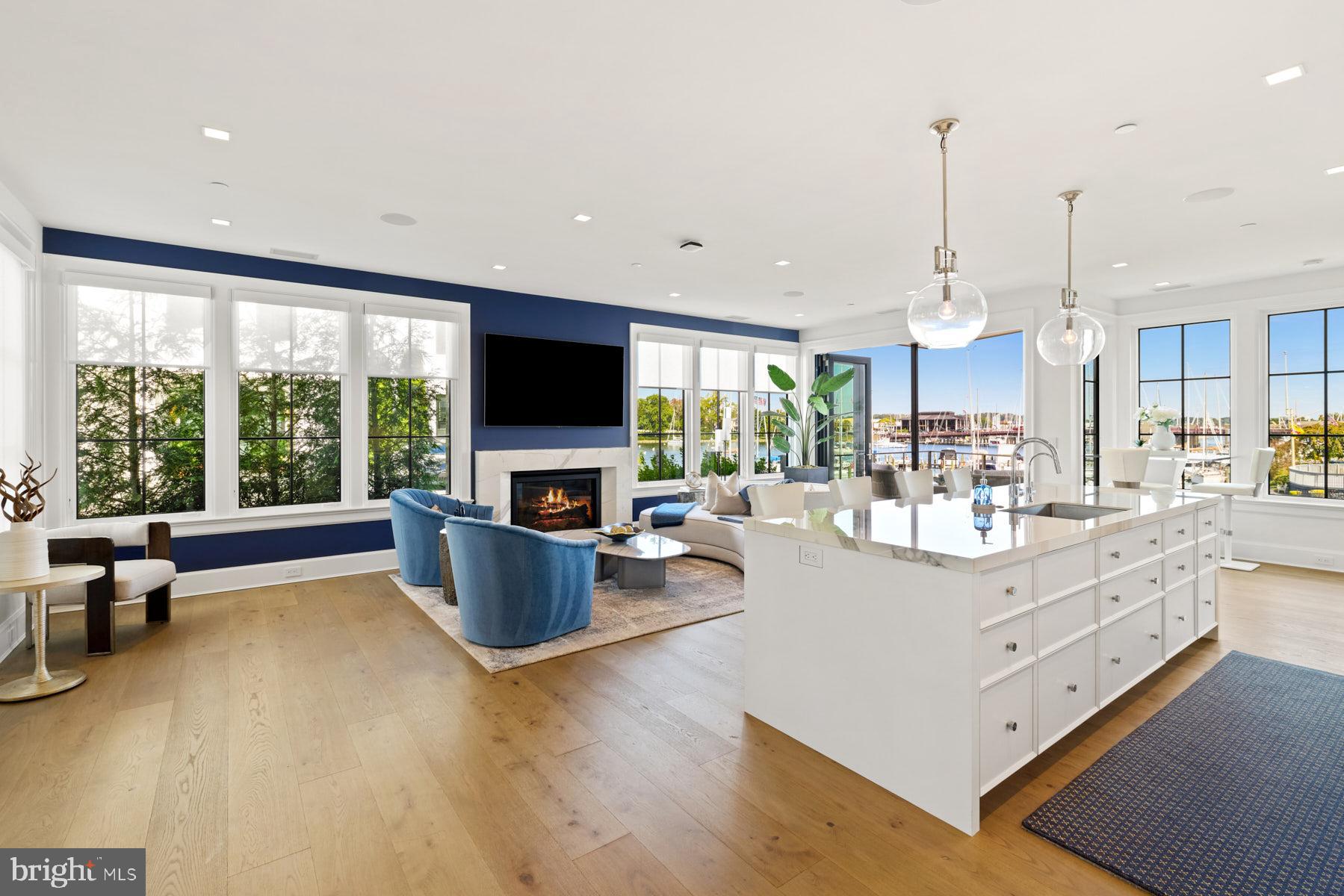 EASTPORT - Residential