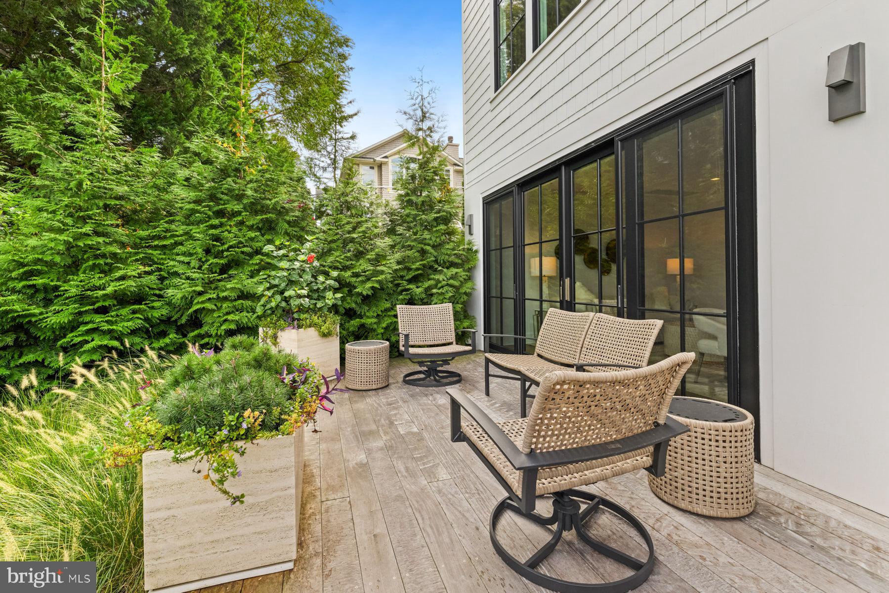 EASTPORT - Residential