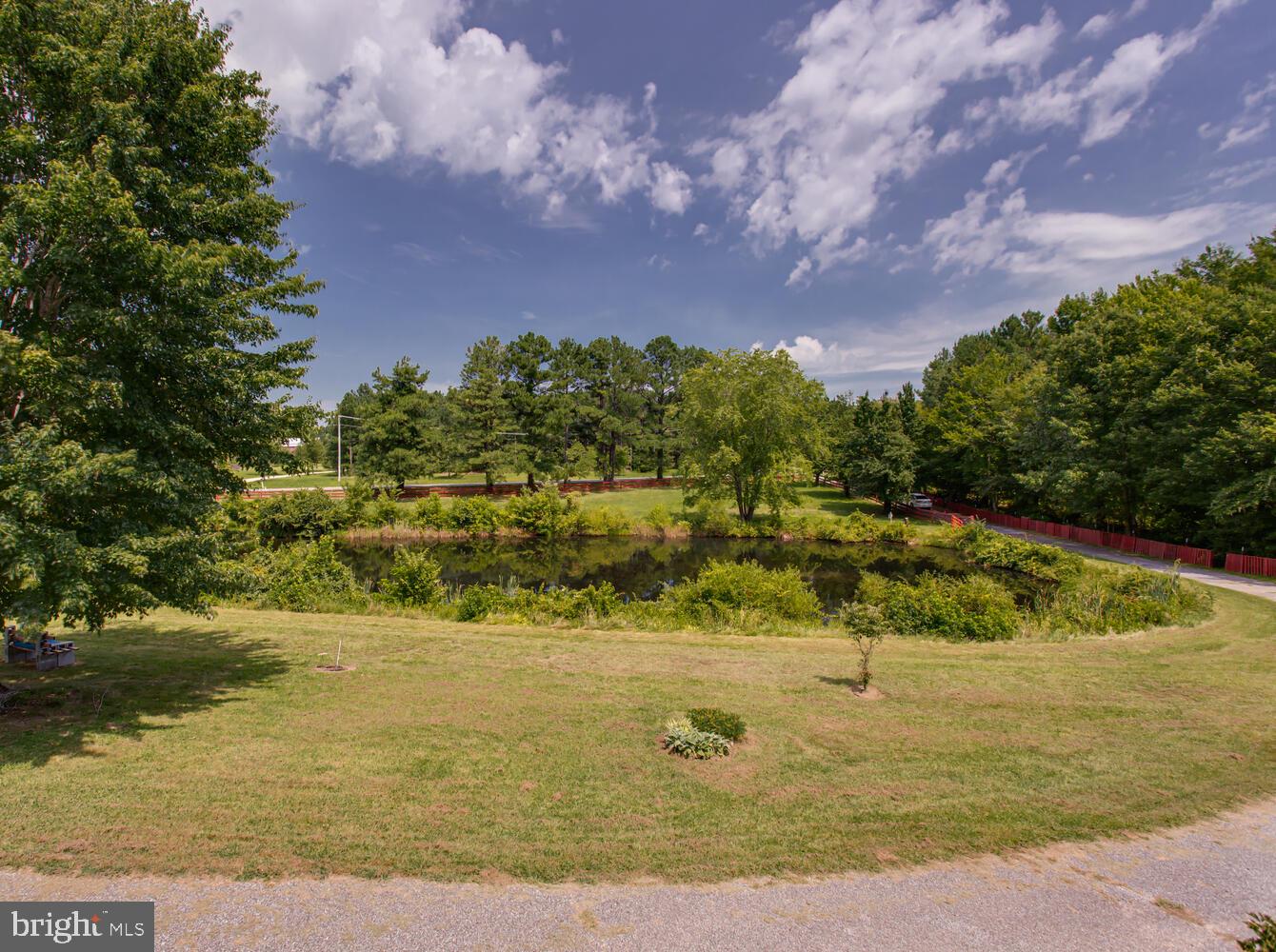 LAKE JAMESON - Residential