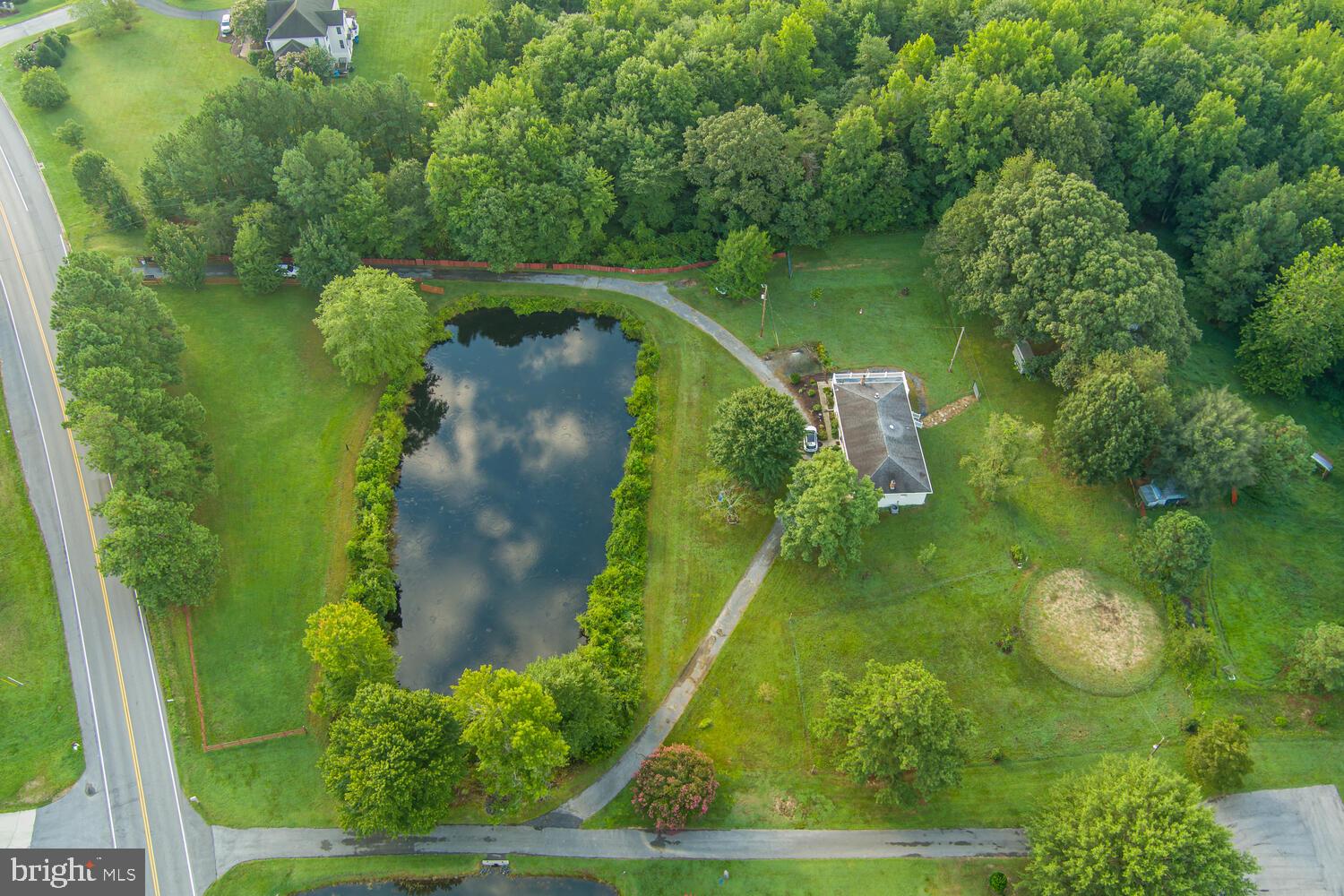 LAKE JAMESON - Residential