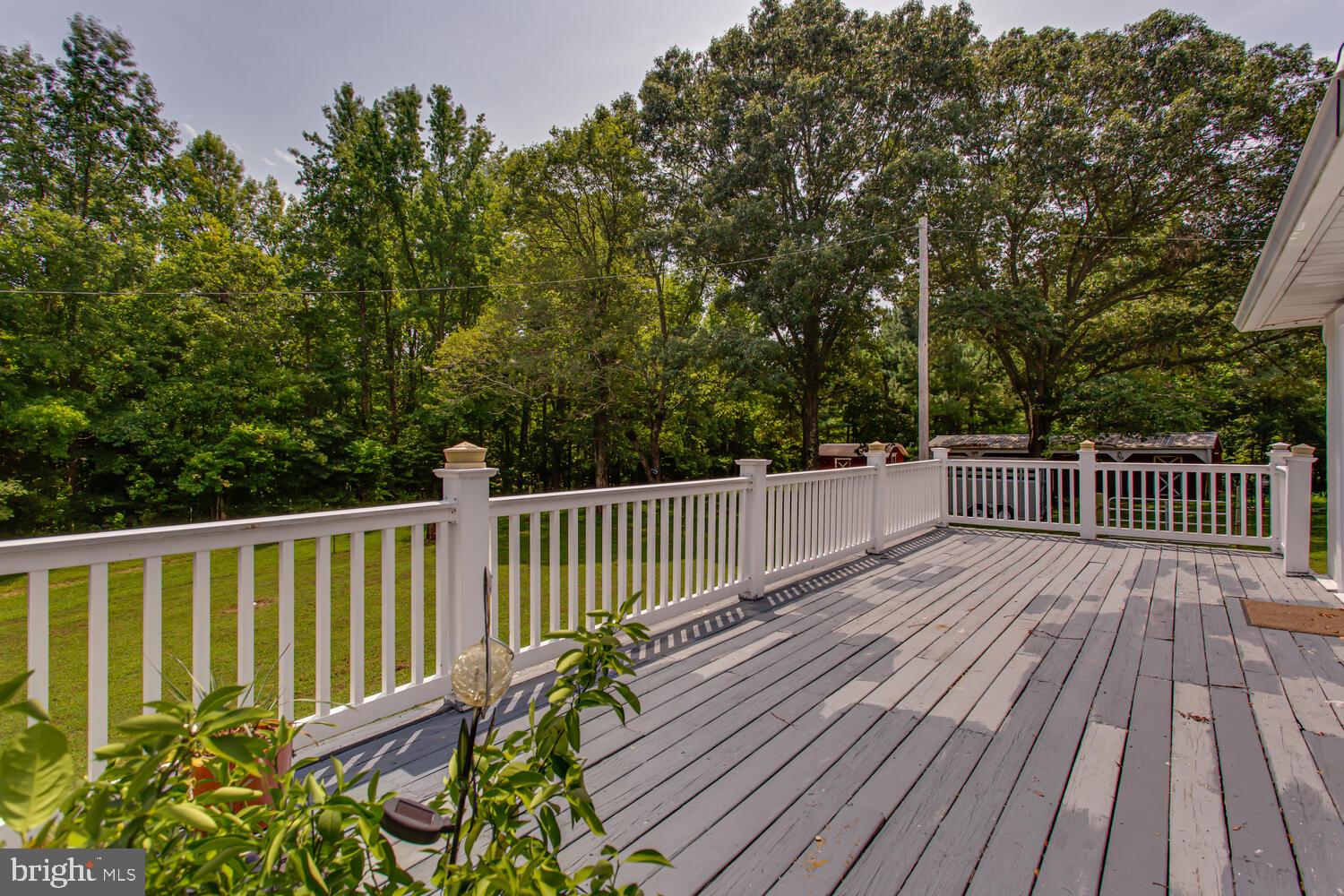 LAKE JAMESON - Residential