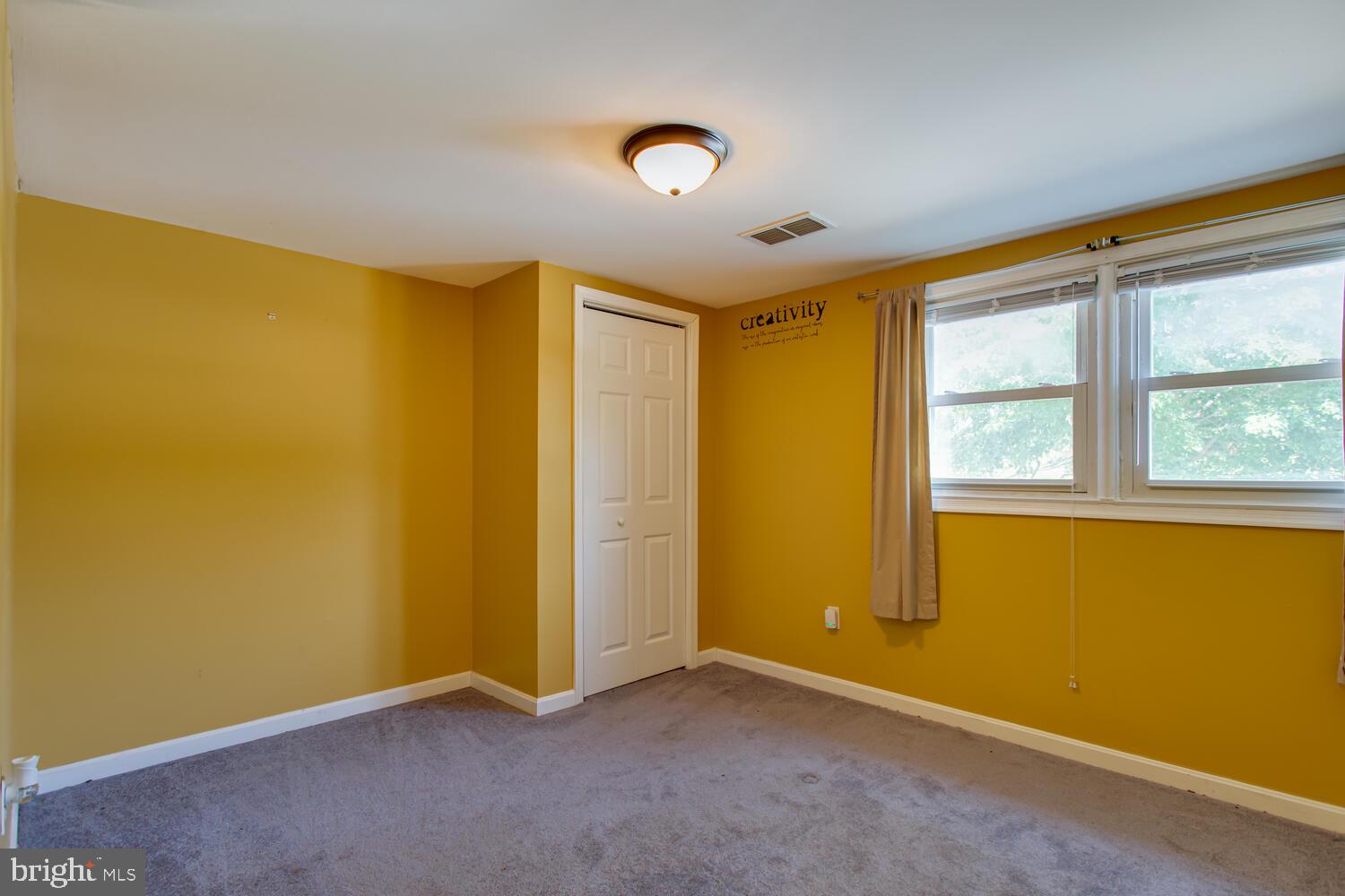 LAKE JAMESON - Residential