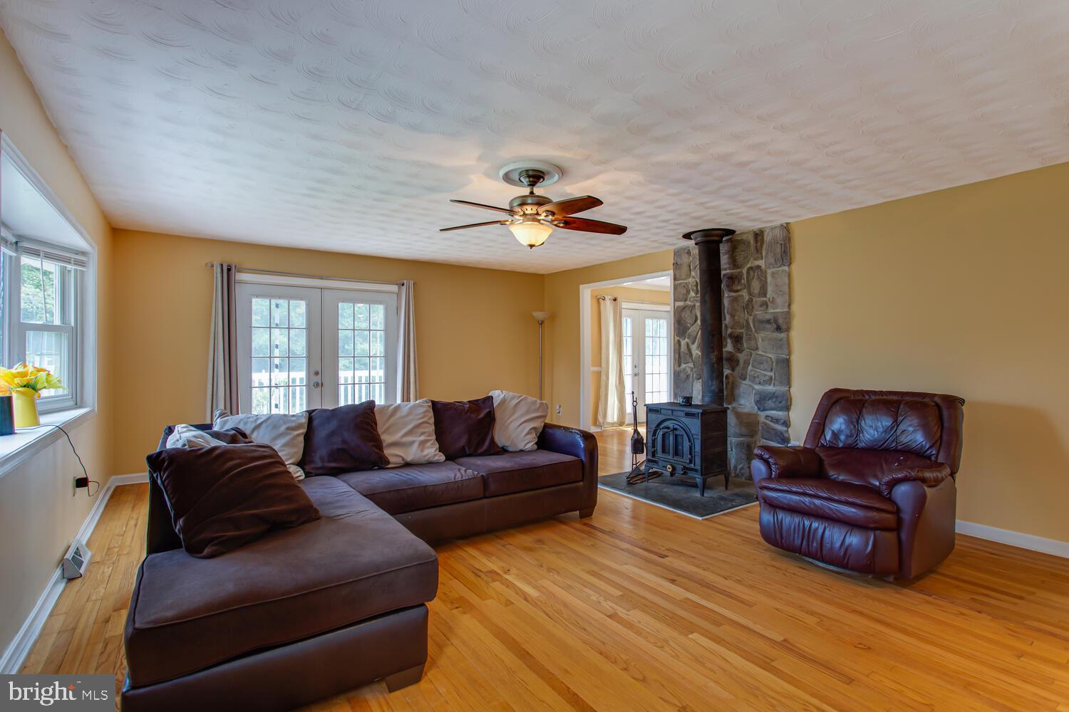 LAKE JAMESON - Residential