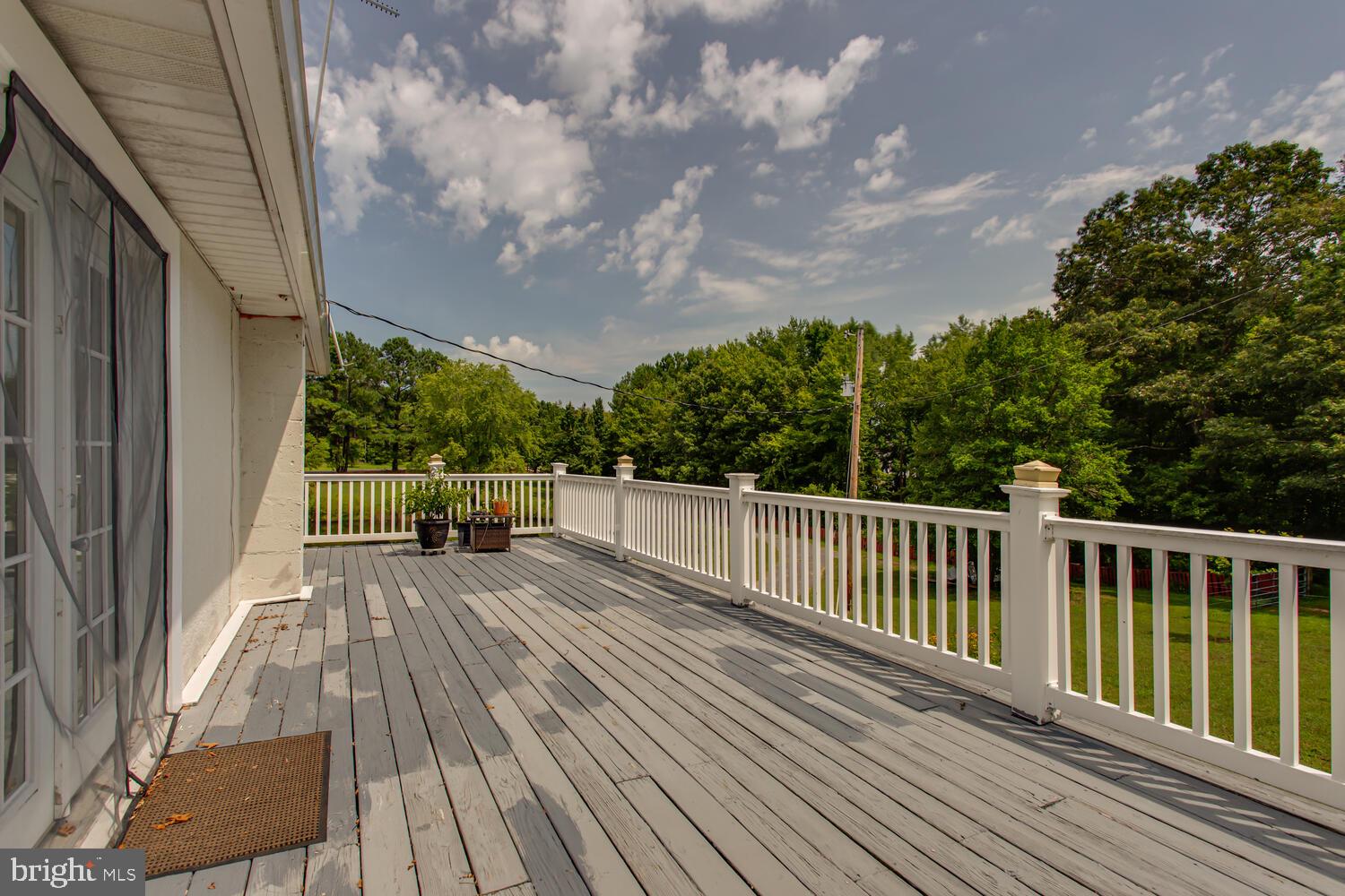 LAKE JAMESON - Residential