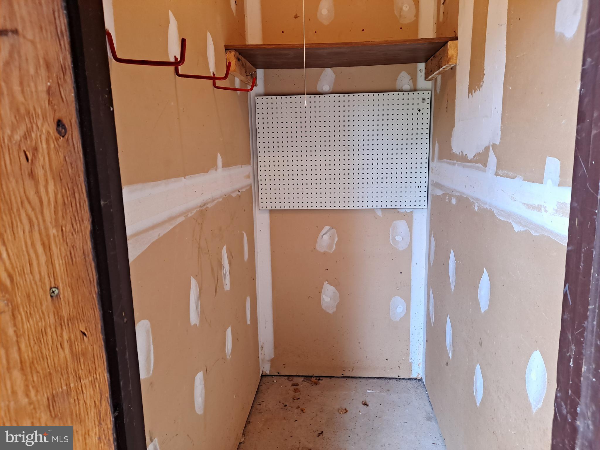 CHESTERBROOK - Residential Lease