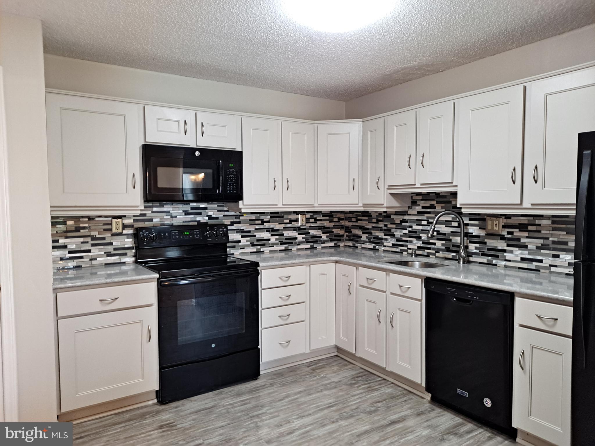 CHESTERBROOK - Residential Lease