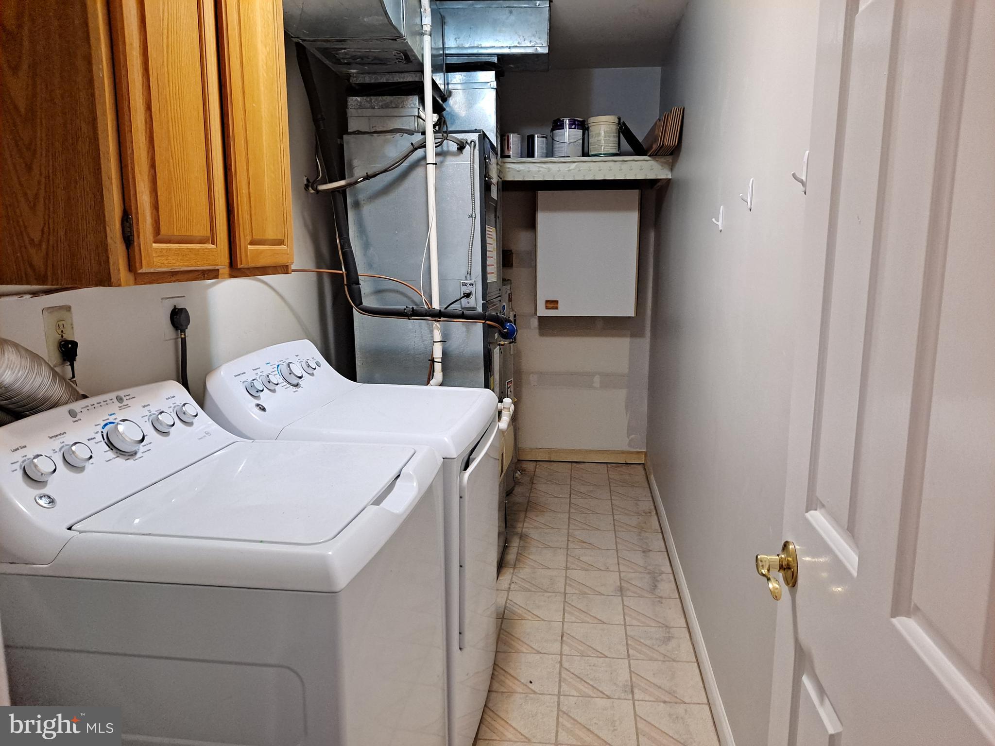 CHESTERBROOK - Residential Lease