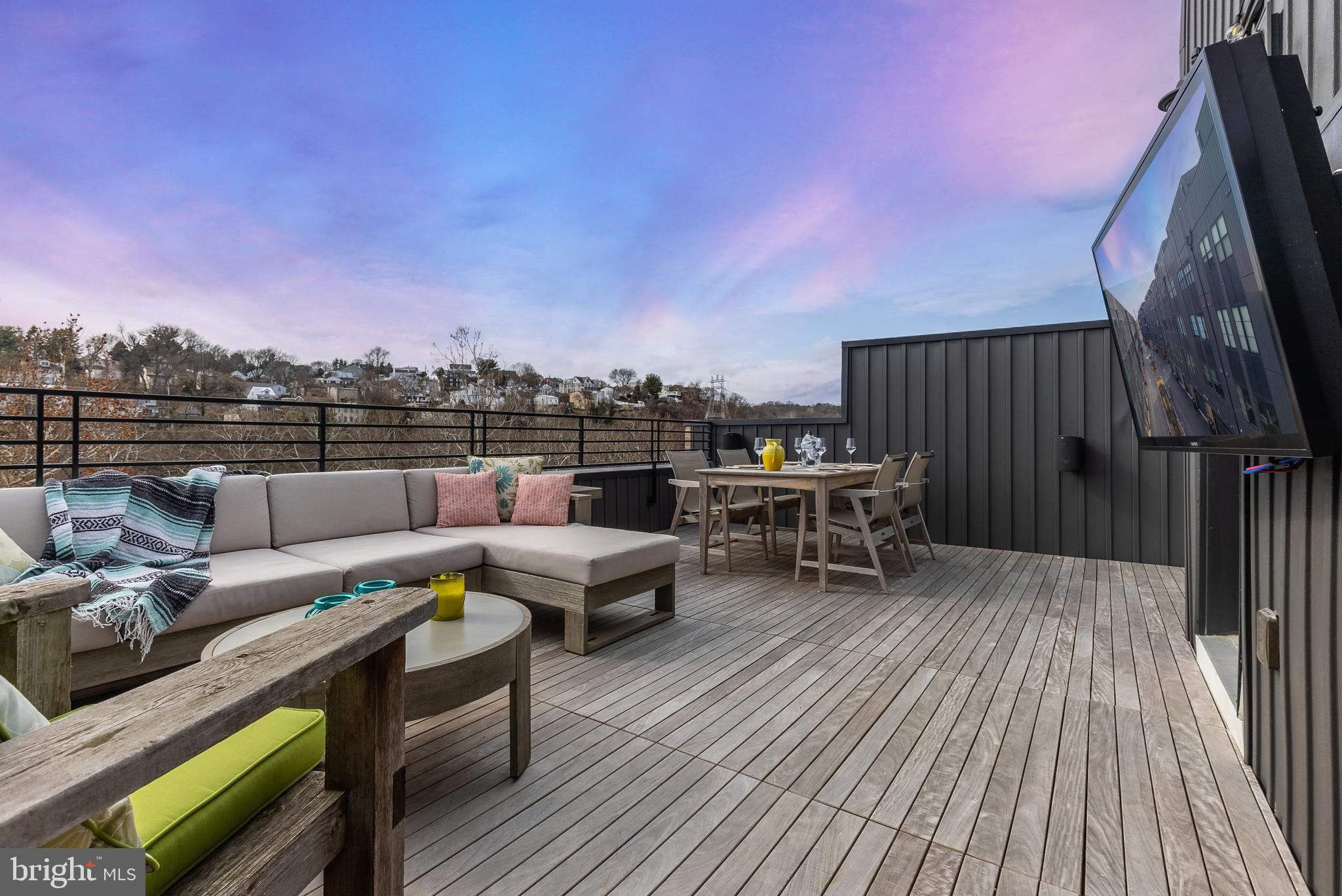 MANAYUNK - Residential