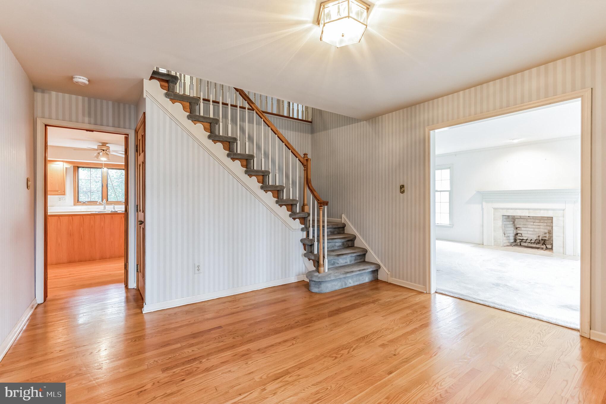WATERFORD - Residential