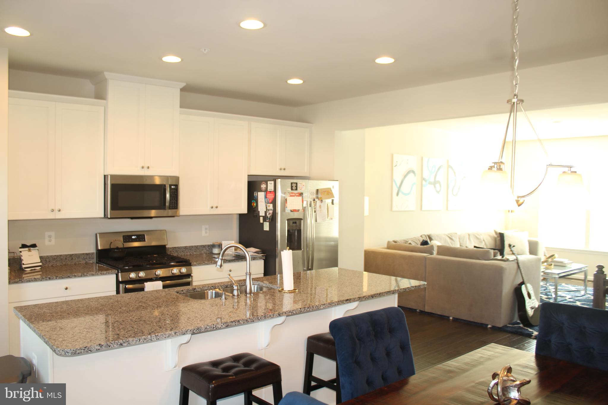 CREEKSIDE VILLAGE - Residential Lease