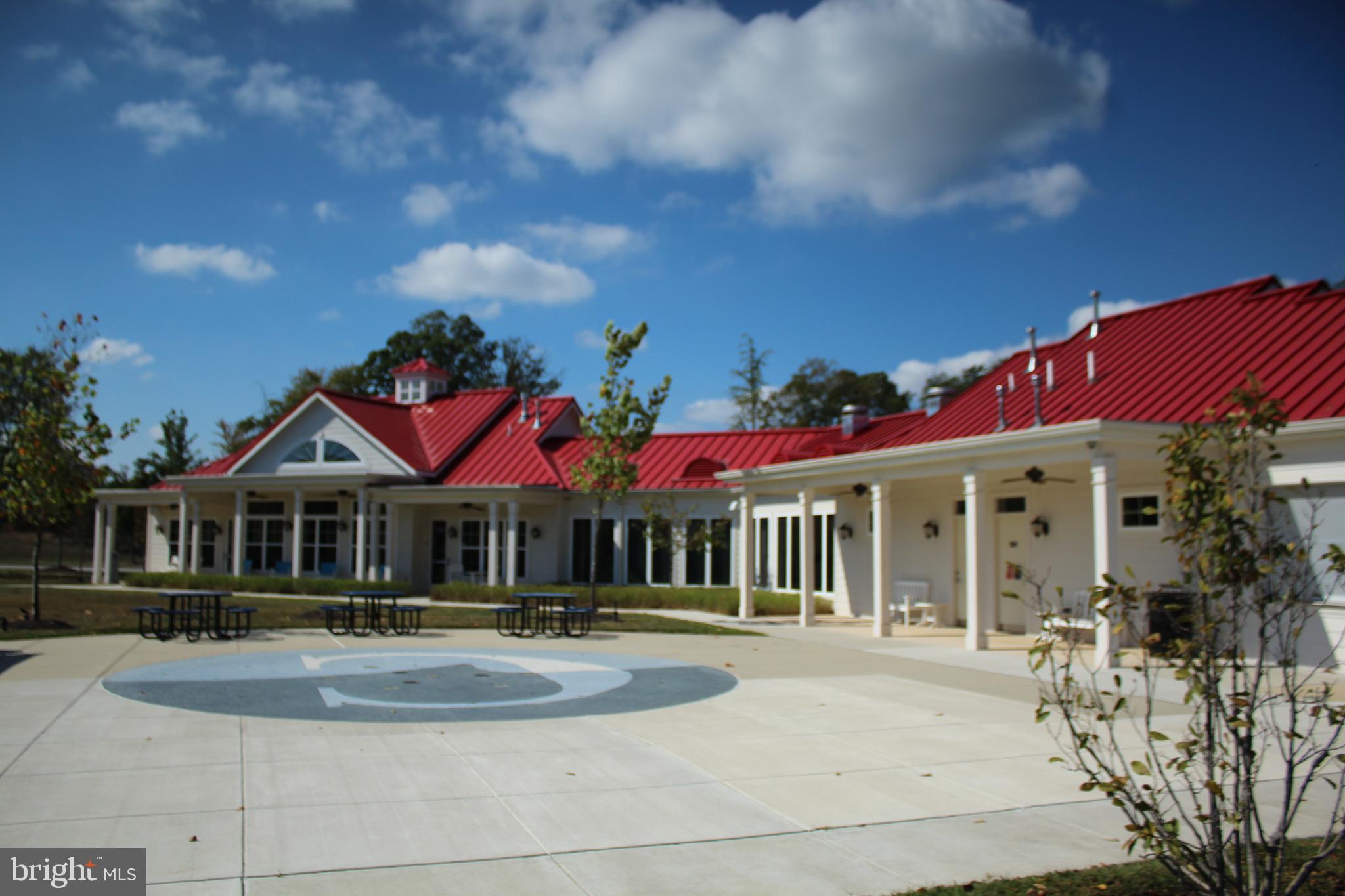 CREEKSIDE VILLAGE - Residential Lease