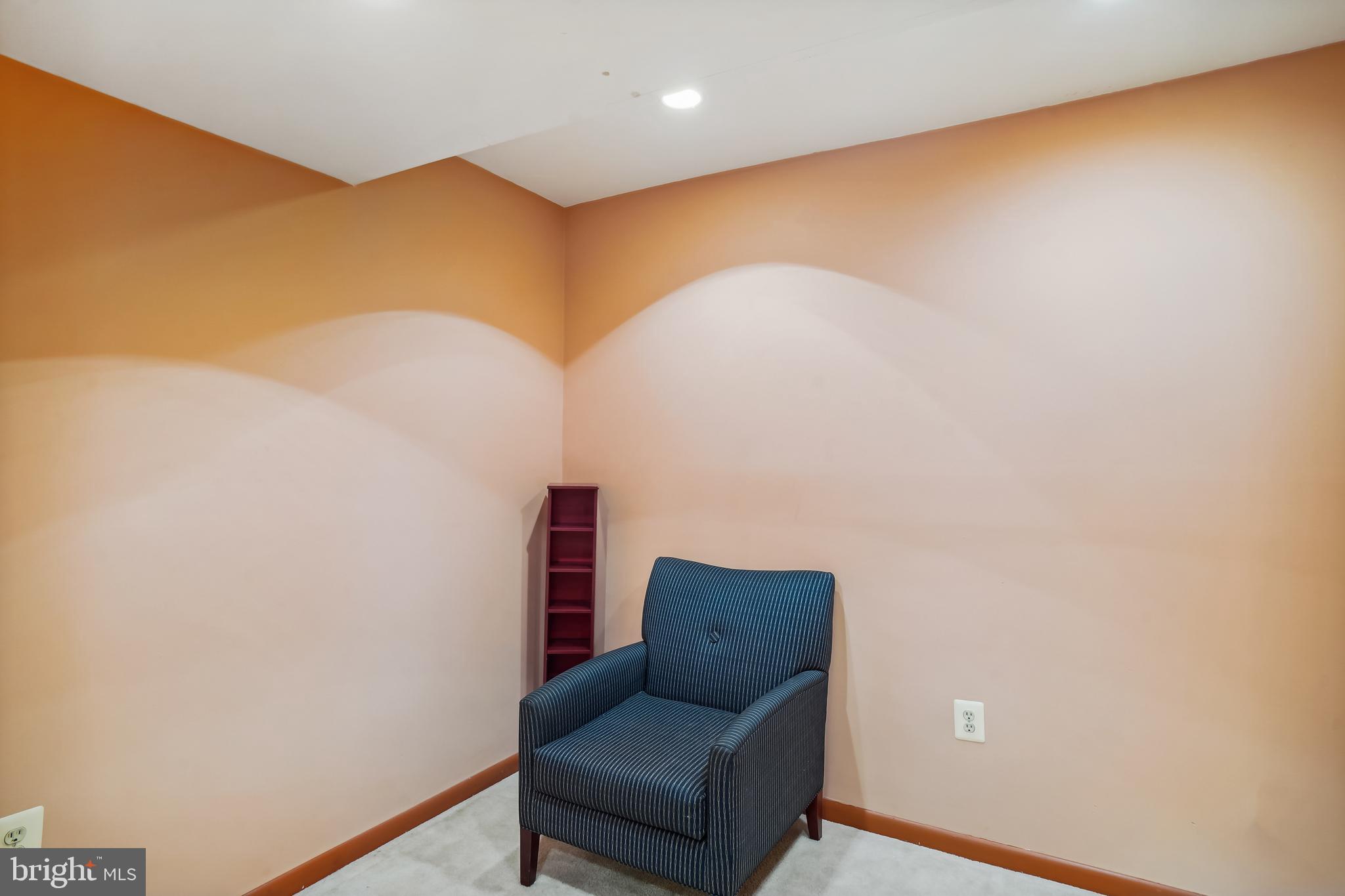 WILLOWCREST - Residential