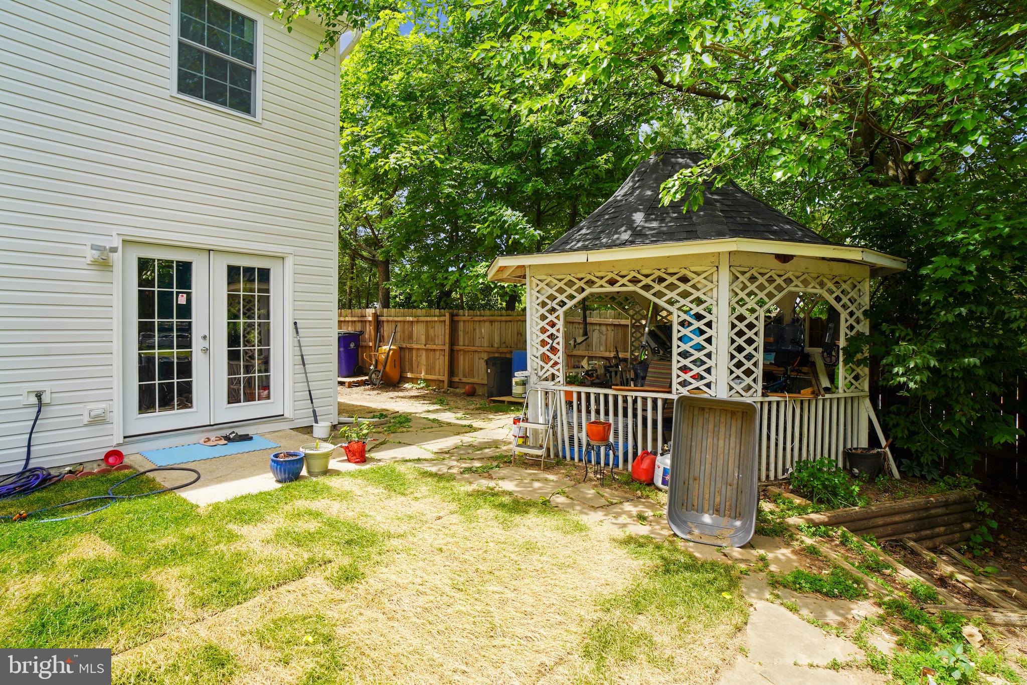 WILLOWCREST - Residential