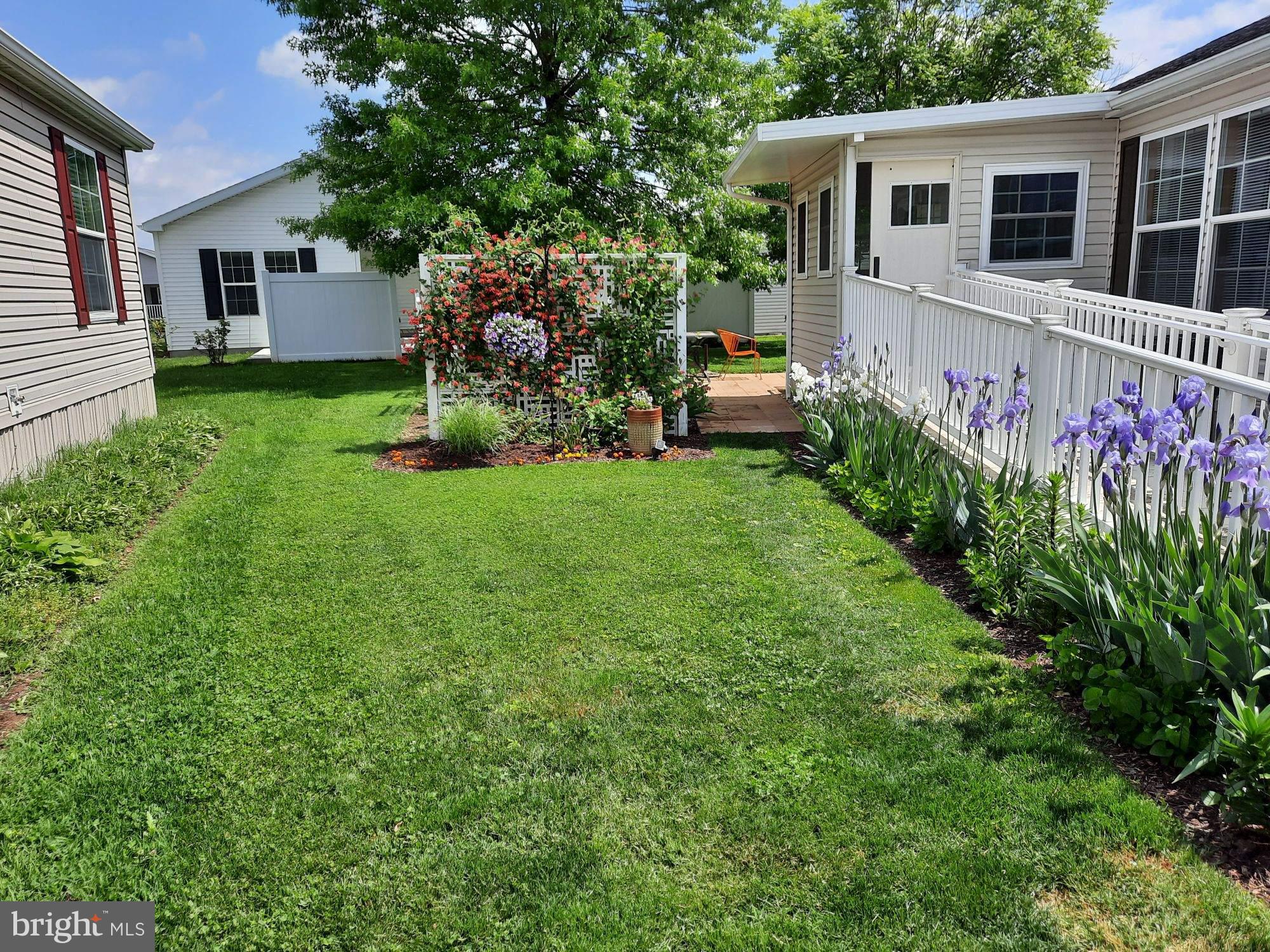 VILLAGES AT GREENFIELD - Residential