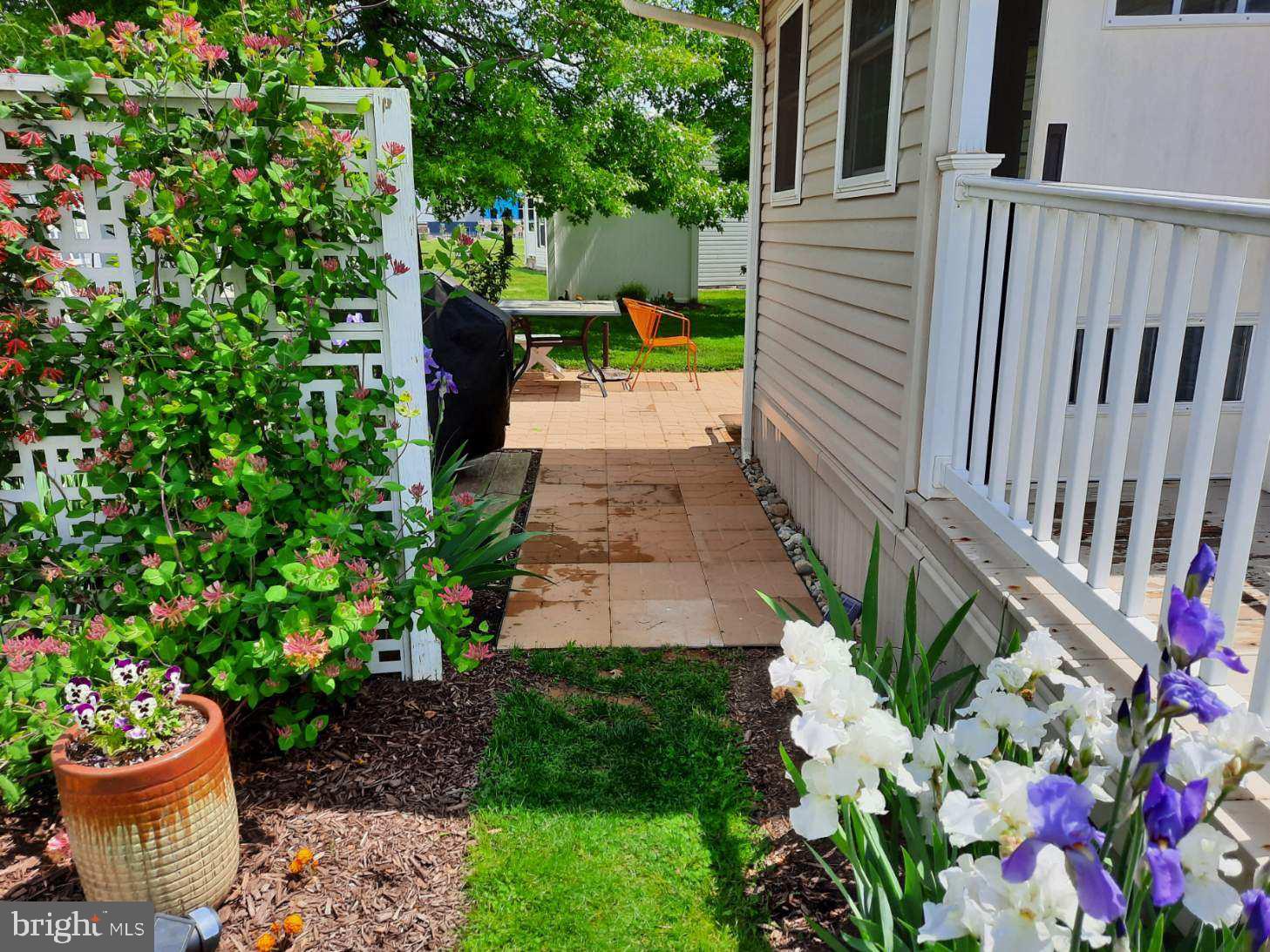 VILLAGES AT GREENFIELD - Residential