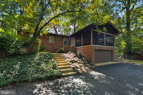 7404 ORIOLE AVENUE SPRINGFIELD VA 22150