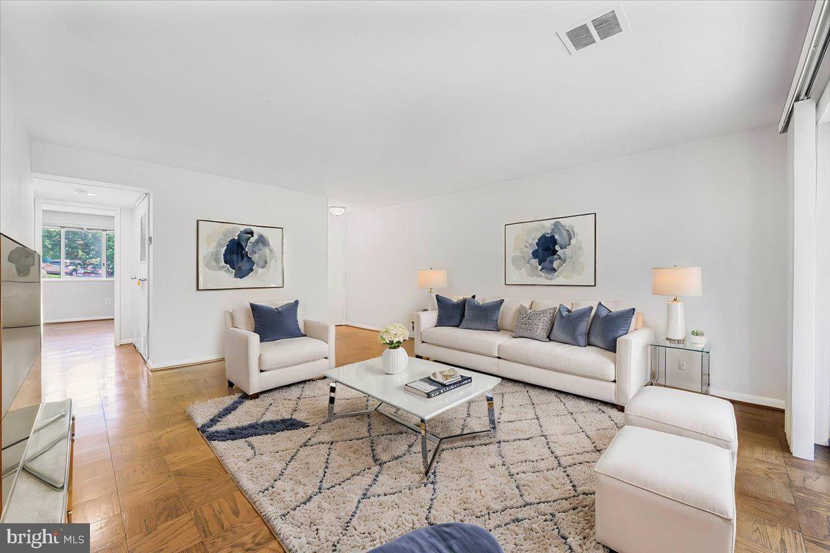 10444 ROCKVILLE PIKE 302