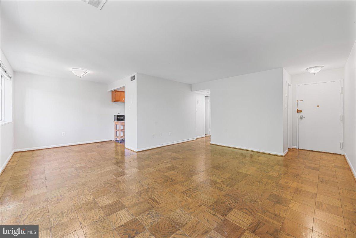 10444 ROCKVILLE PIKE 302