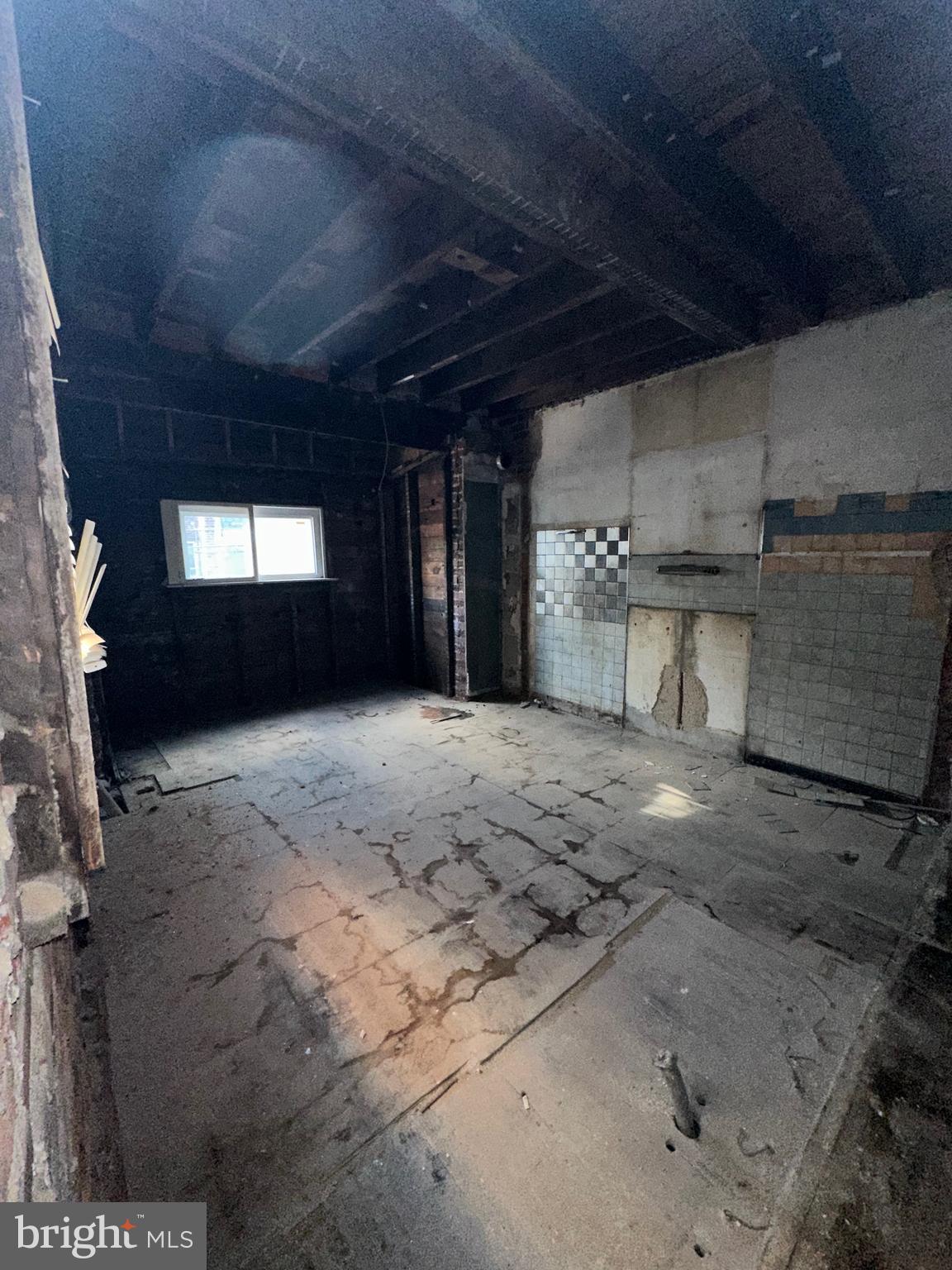 WEST OAK LANE - Residential