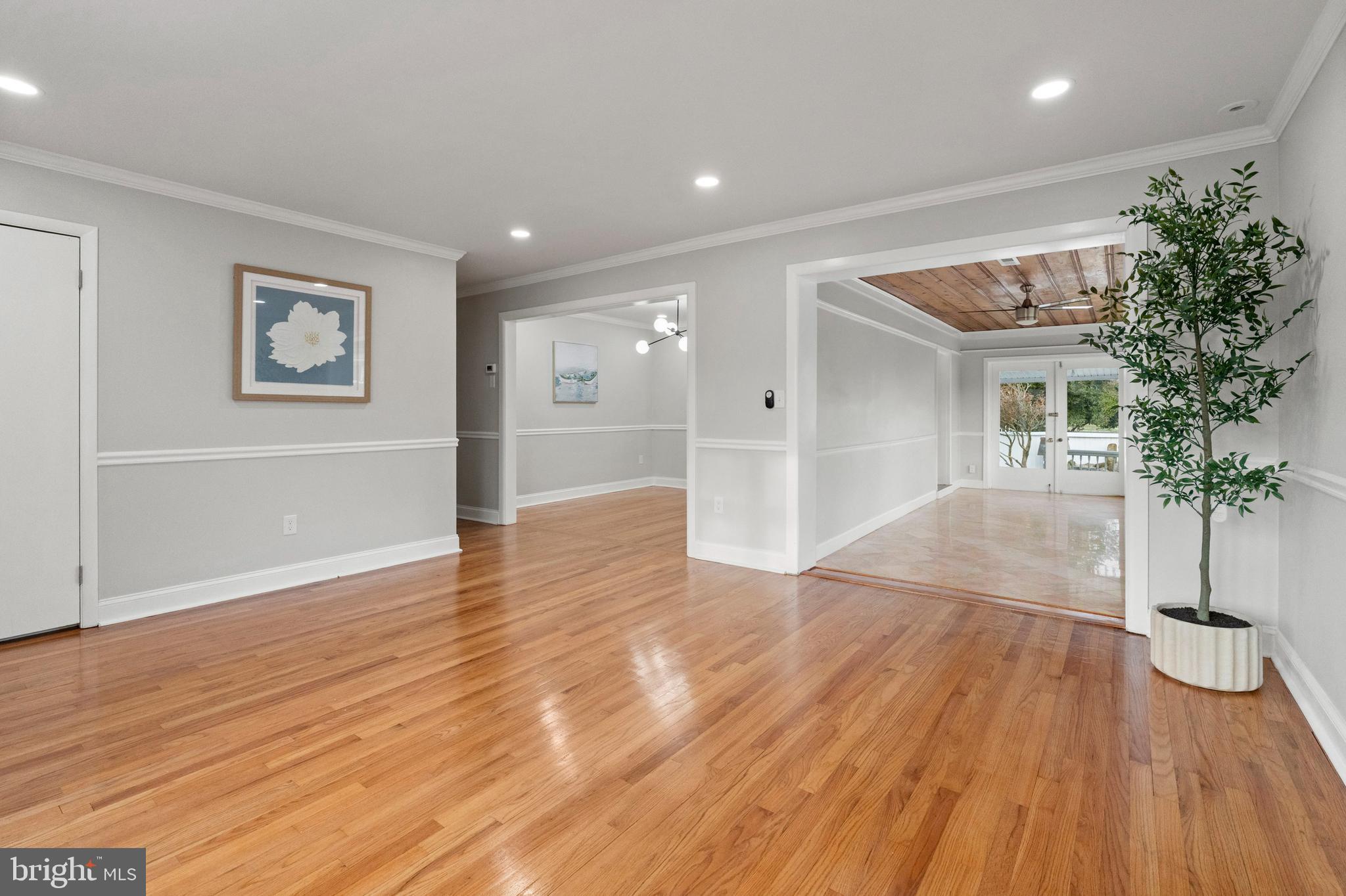 TAYLOR HEIGHTS - Residential