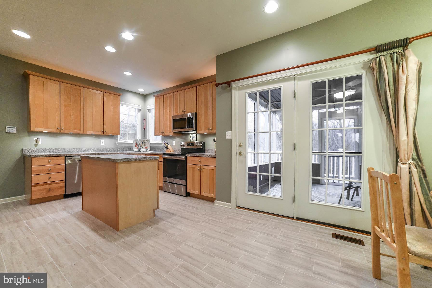 MILLS POND - Residential