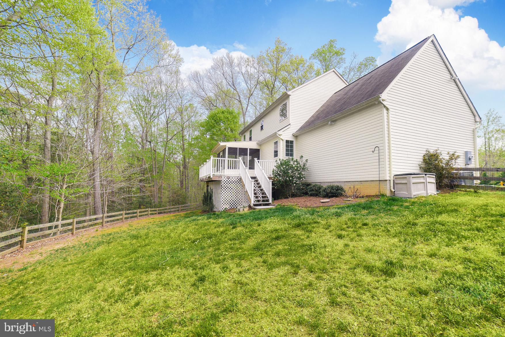 MILLS POND - Residential