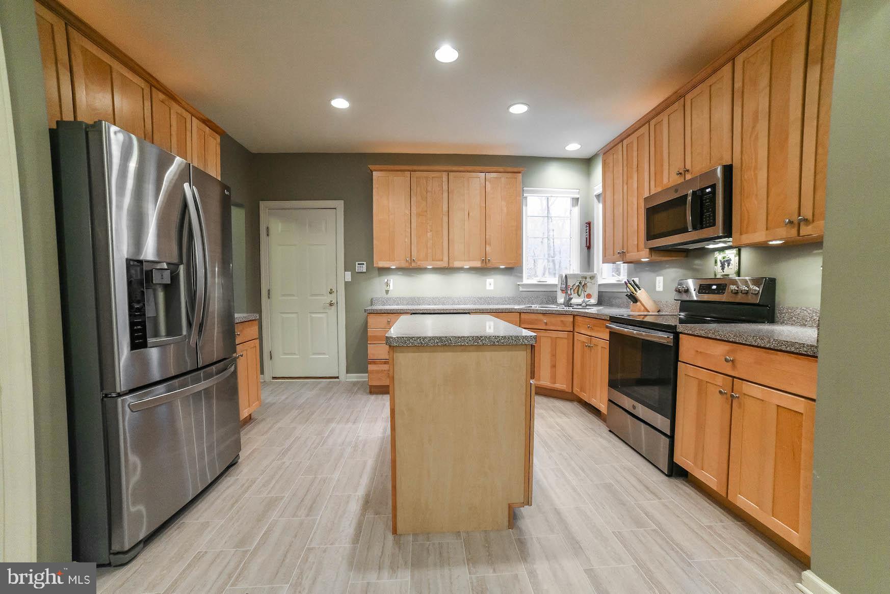 MILLS POND - Residential