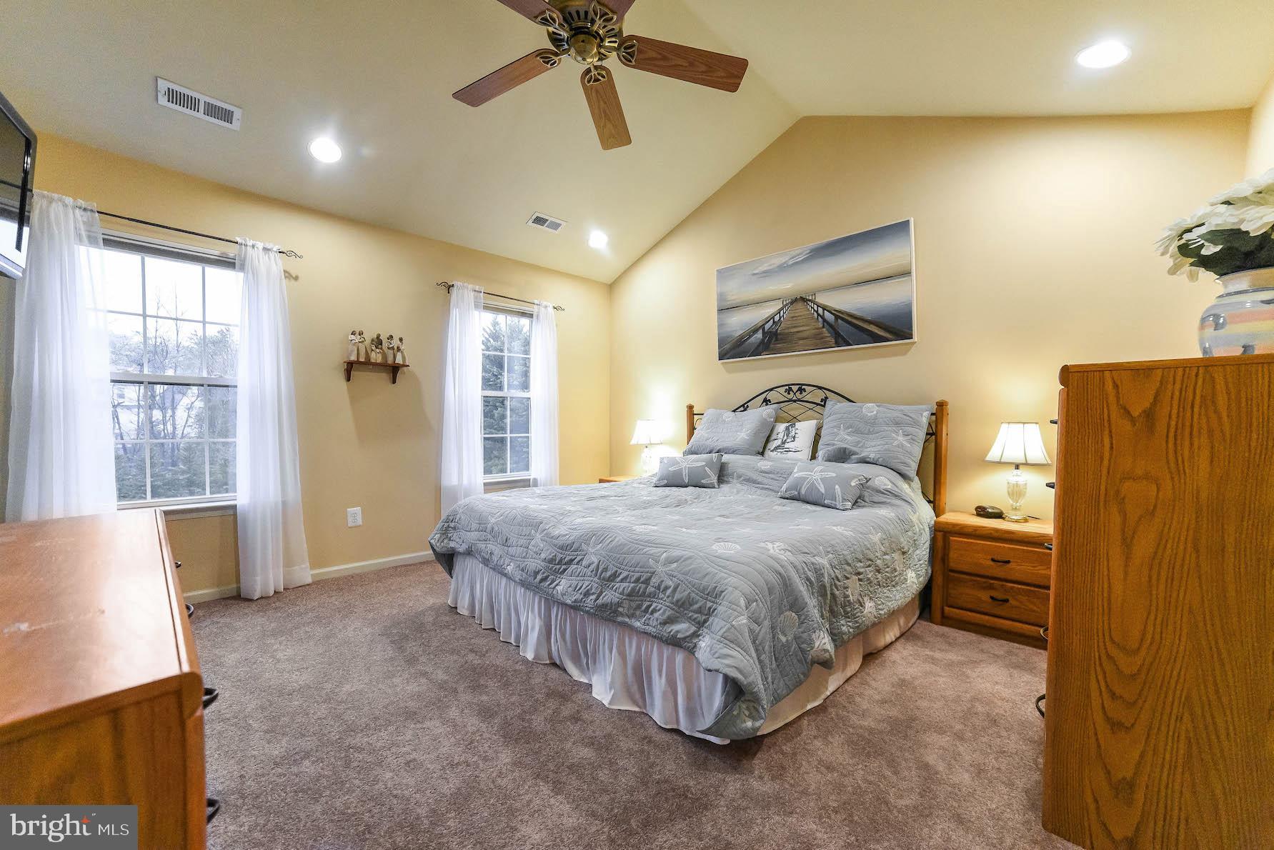 MILLS POND - Residential