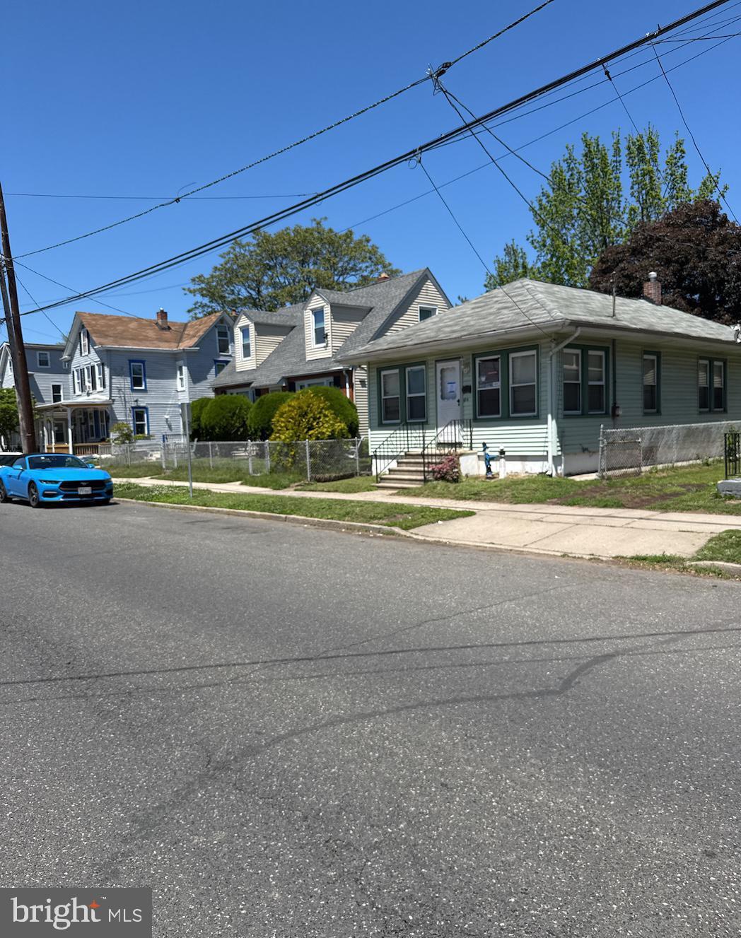 434 SCHILLER AVENUE