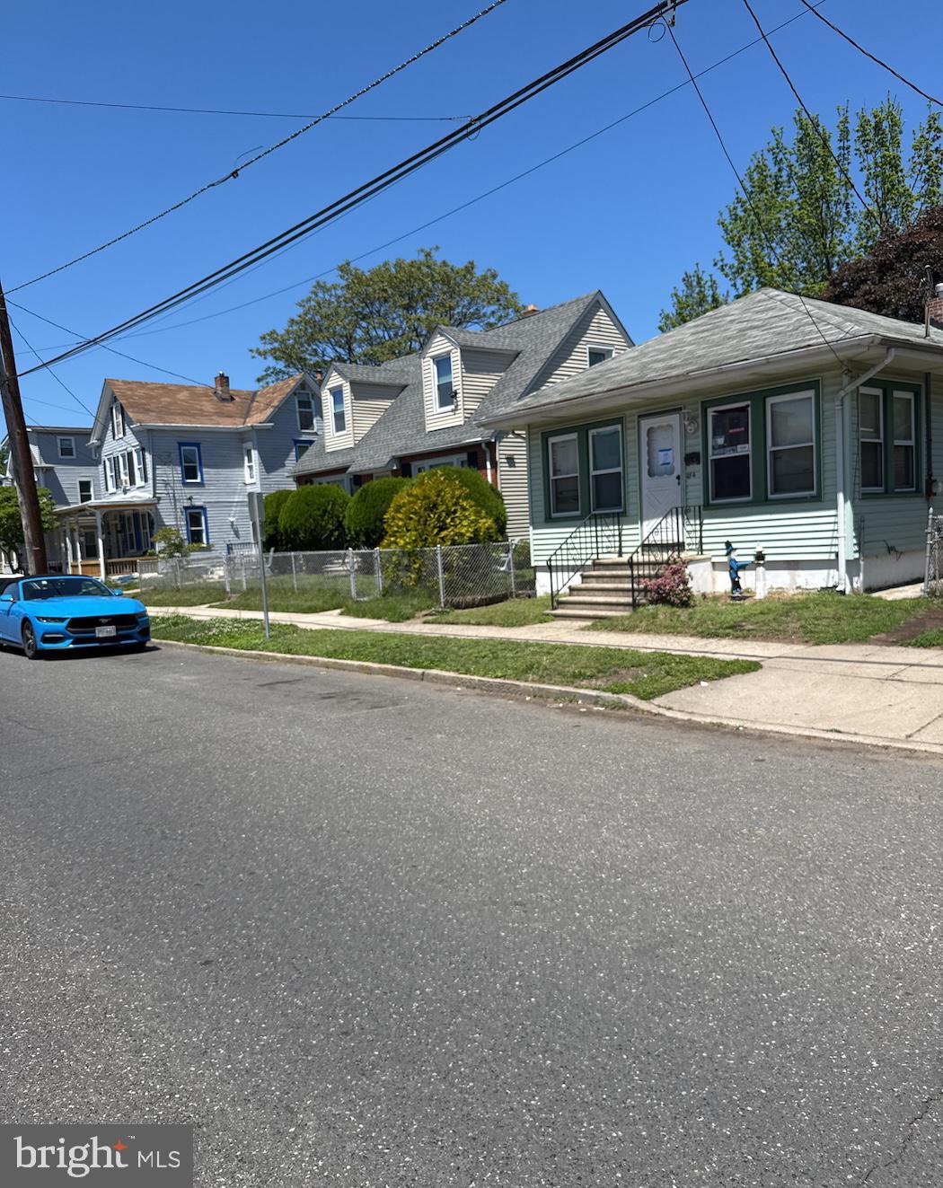 434 SCHILLER AVENUE