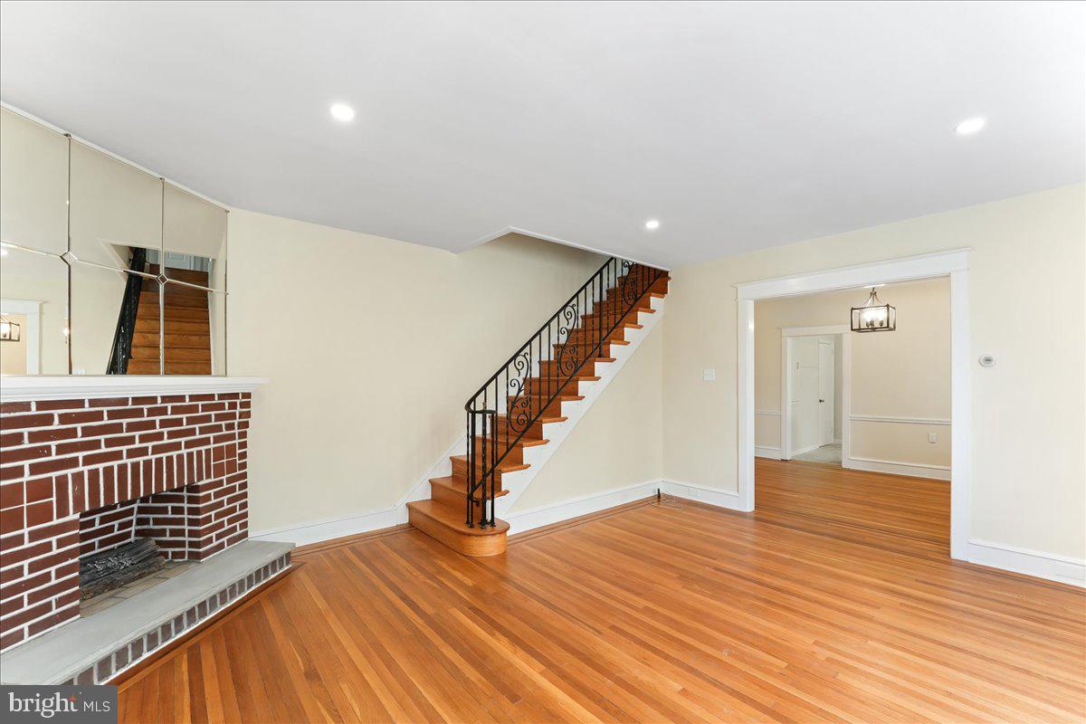 HAVERTOWN - Residential